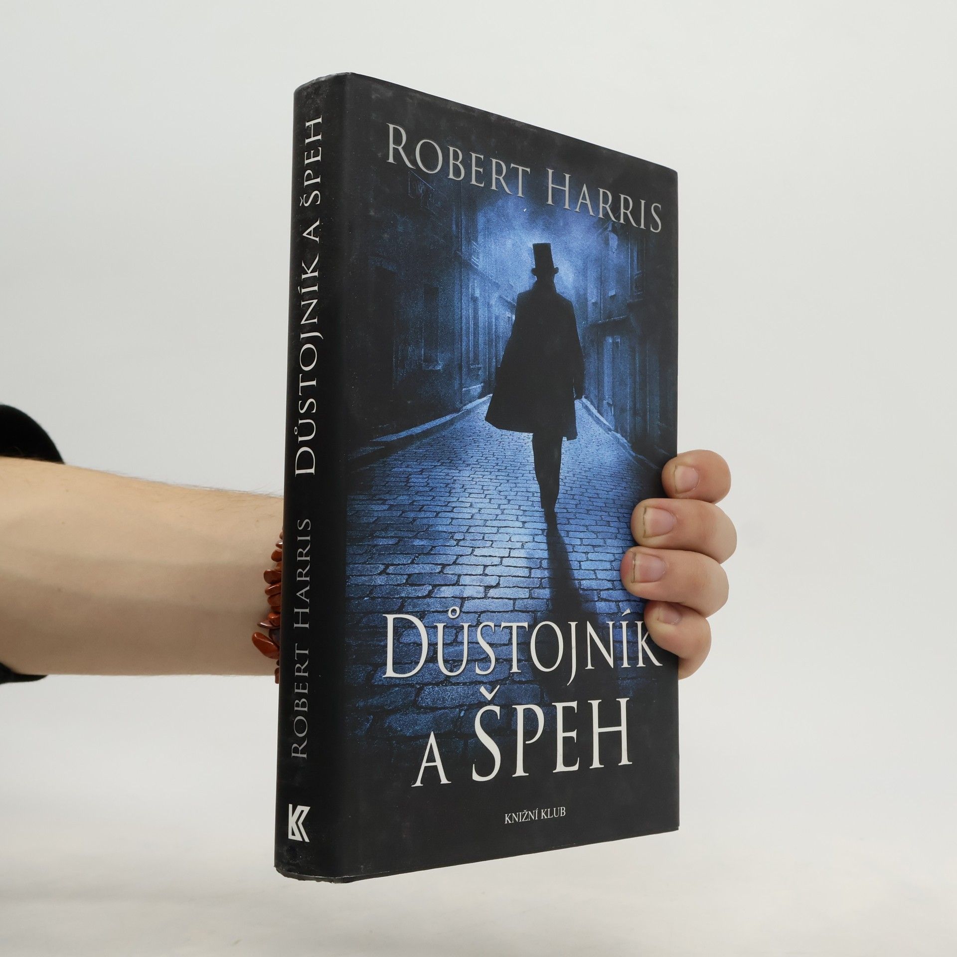 Robert Harris Důstojník a špeh