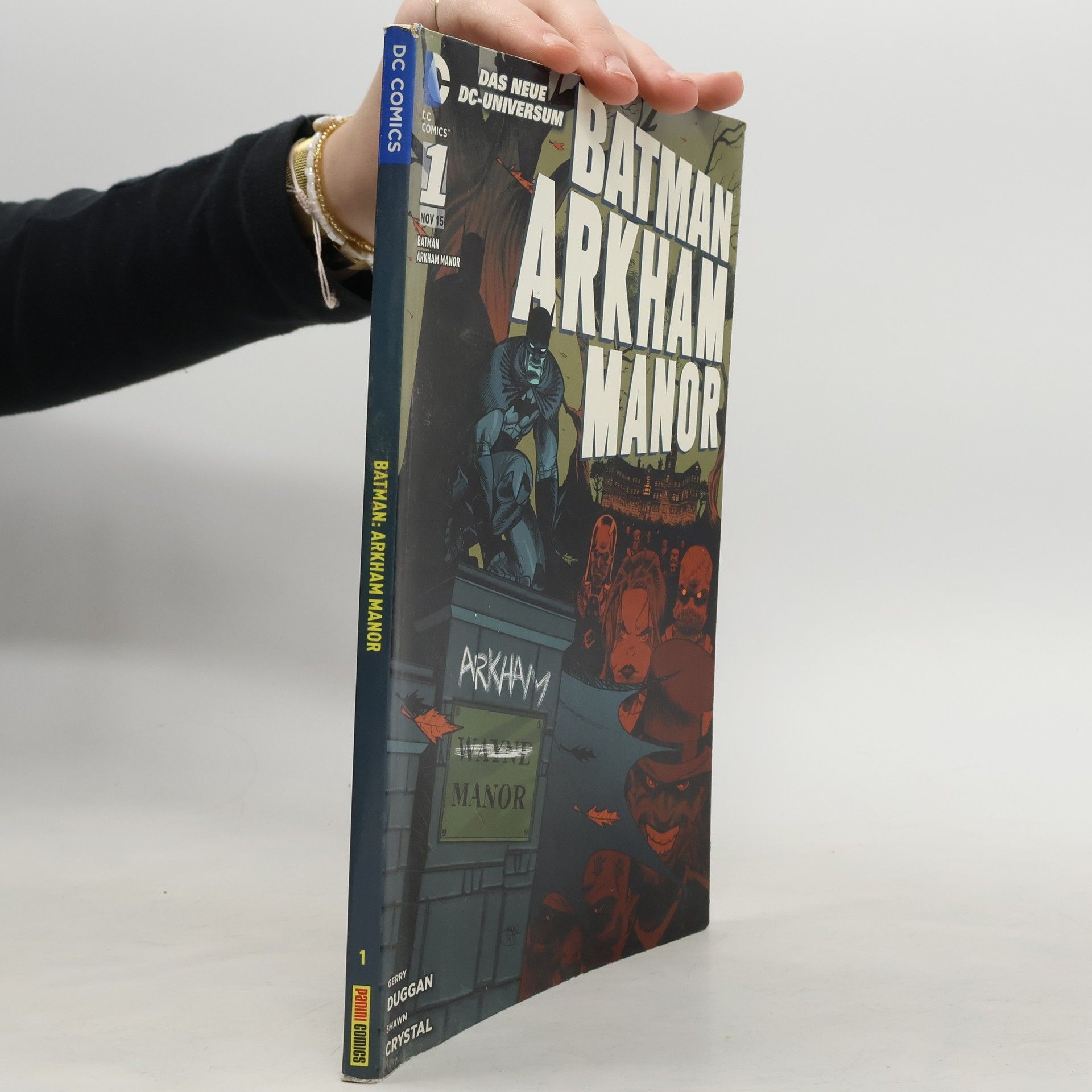 Kolektiv autorů Batman: Arkham Manor