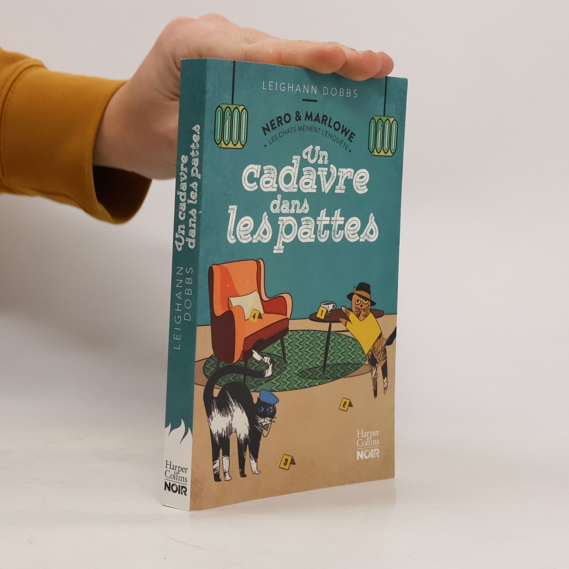 Nero & Marlowe: Un cadavre dans les pattes