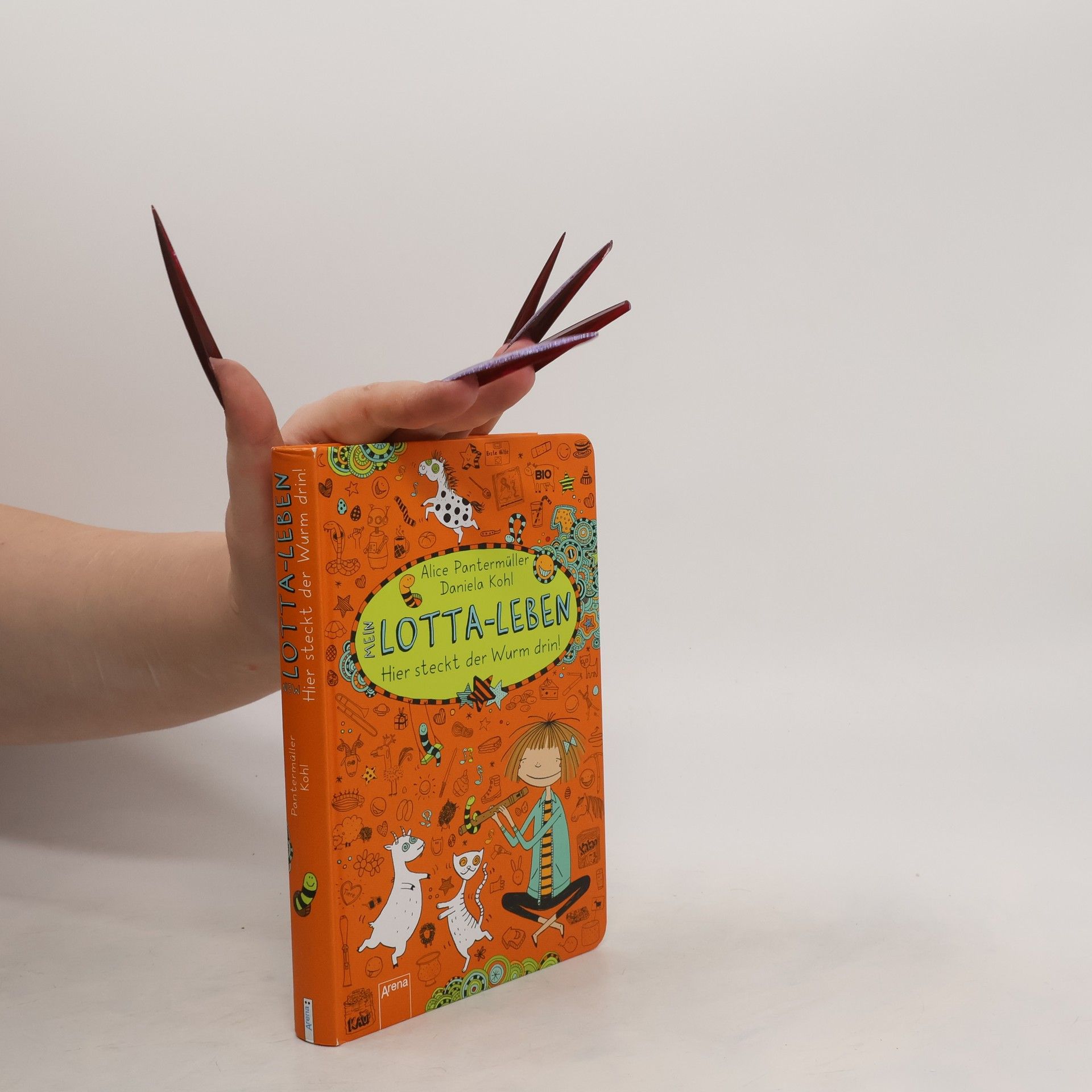 Mein Lotta-Leben. Heir steckt der Wurm drin!