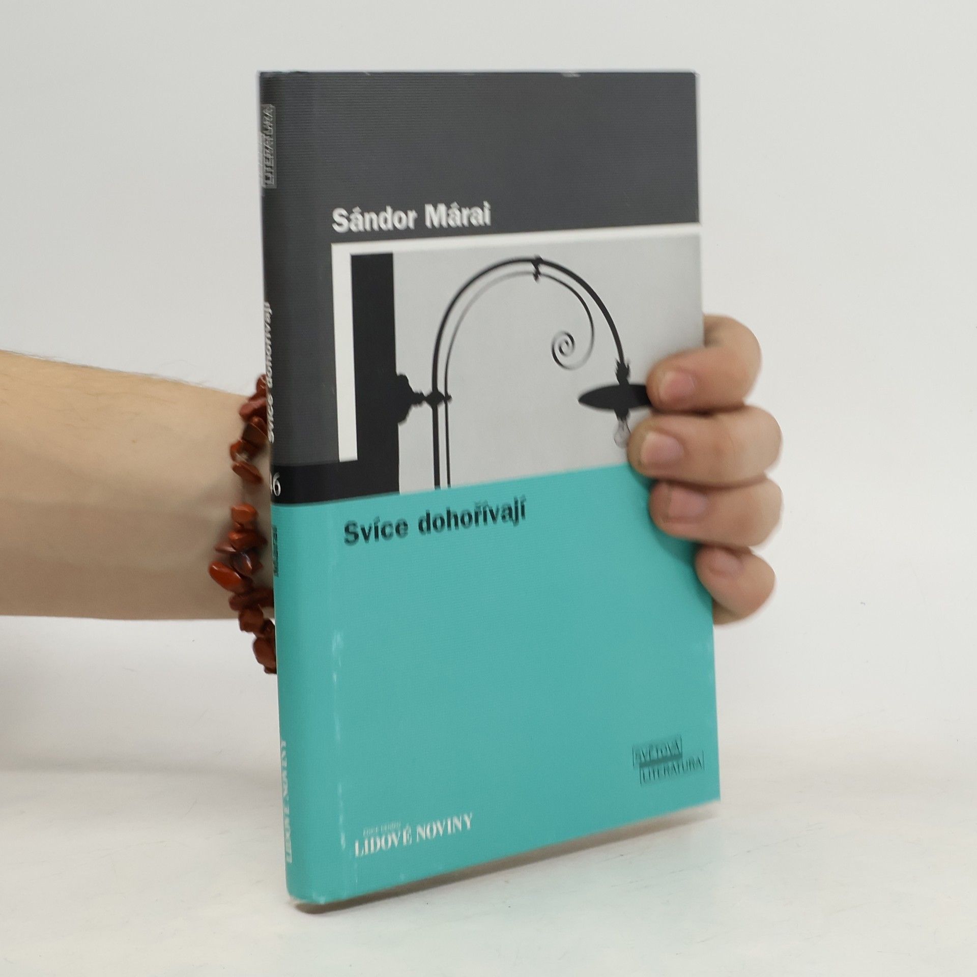 Sándor Márai Svíce dohořívají