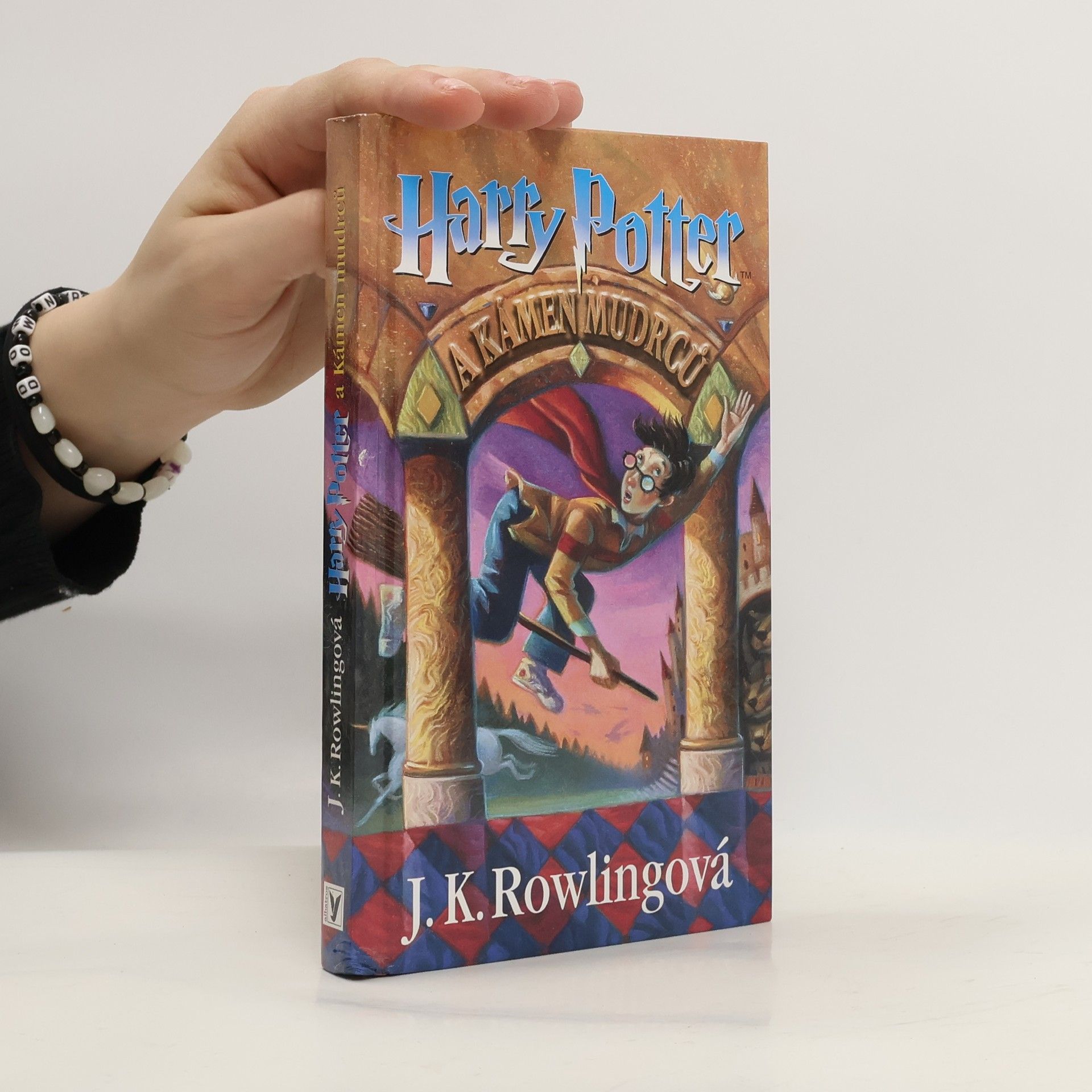 Joanne K. Rowlingová Harry Potter a kámen mudrců