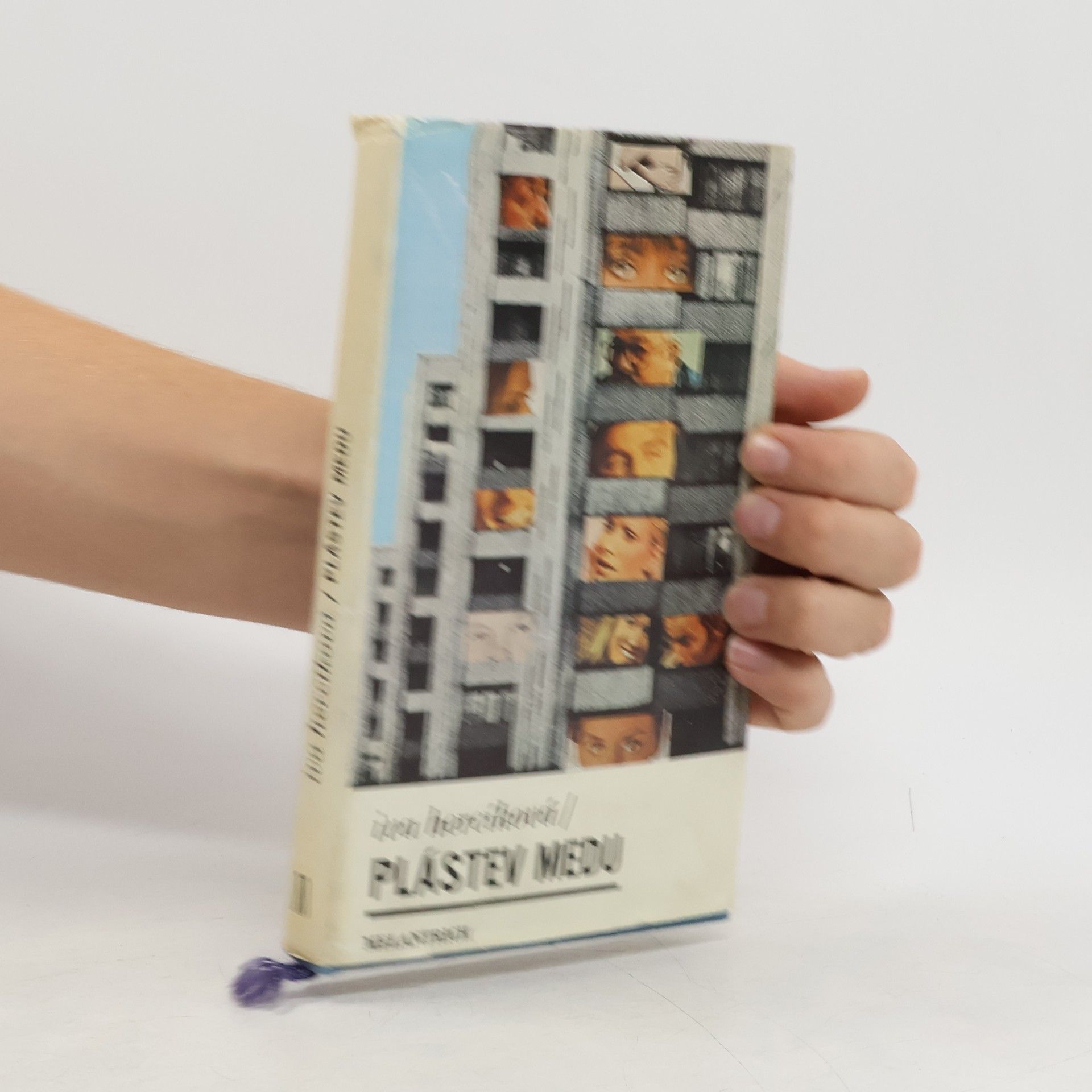 Iva Hercíková Plástev medu