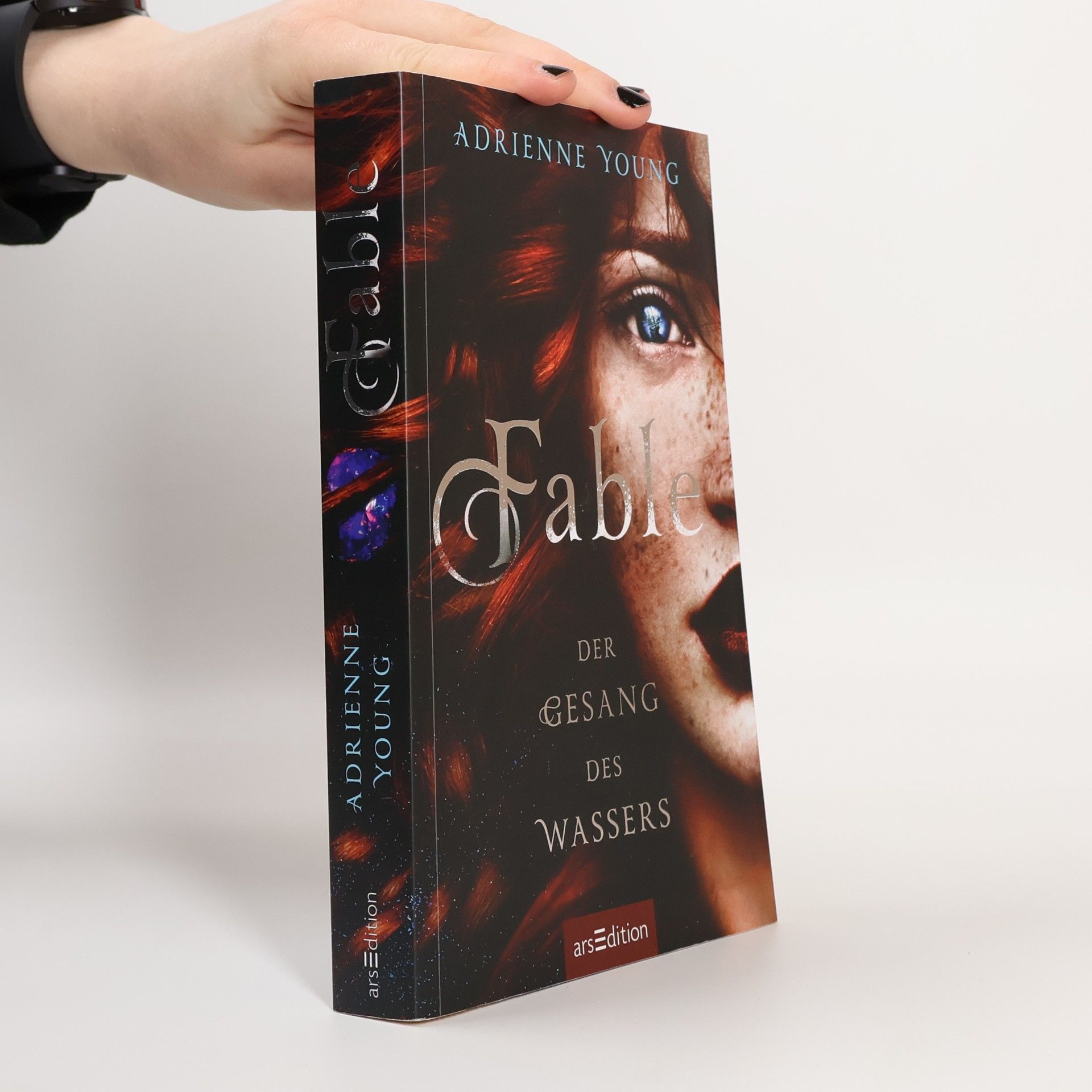 Adrienne Young Fable - Der Gesang des Wassers (Fable 1)