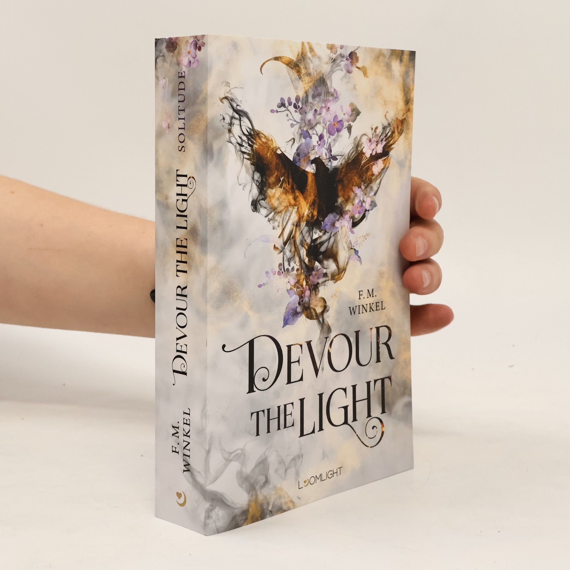 F.M. Winkel Solitude - 1: Devour the Light