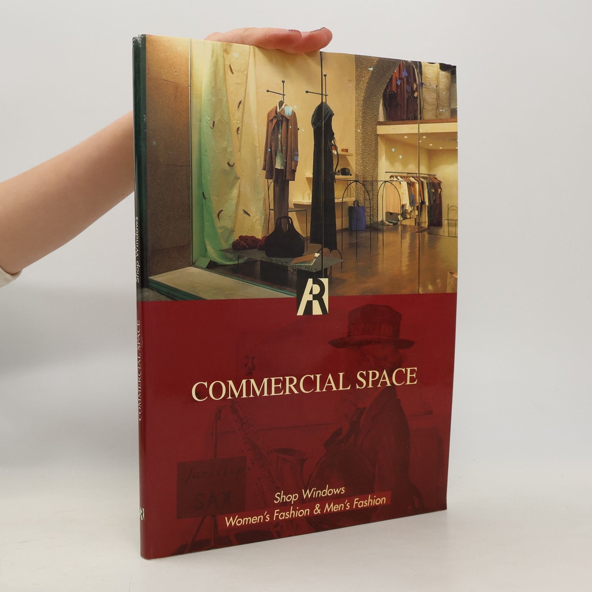 Francisco Asensio Cerver Commercial Space: Shop Windows