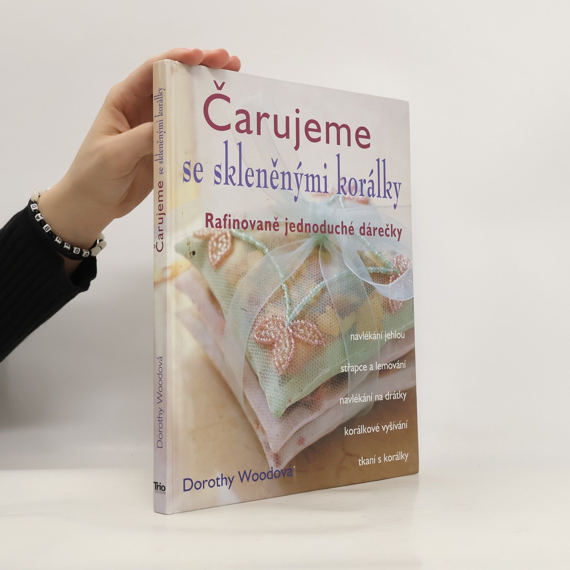 Čarujeme se skleněnými korálky