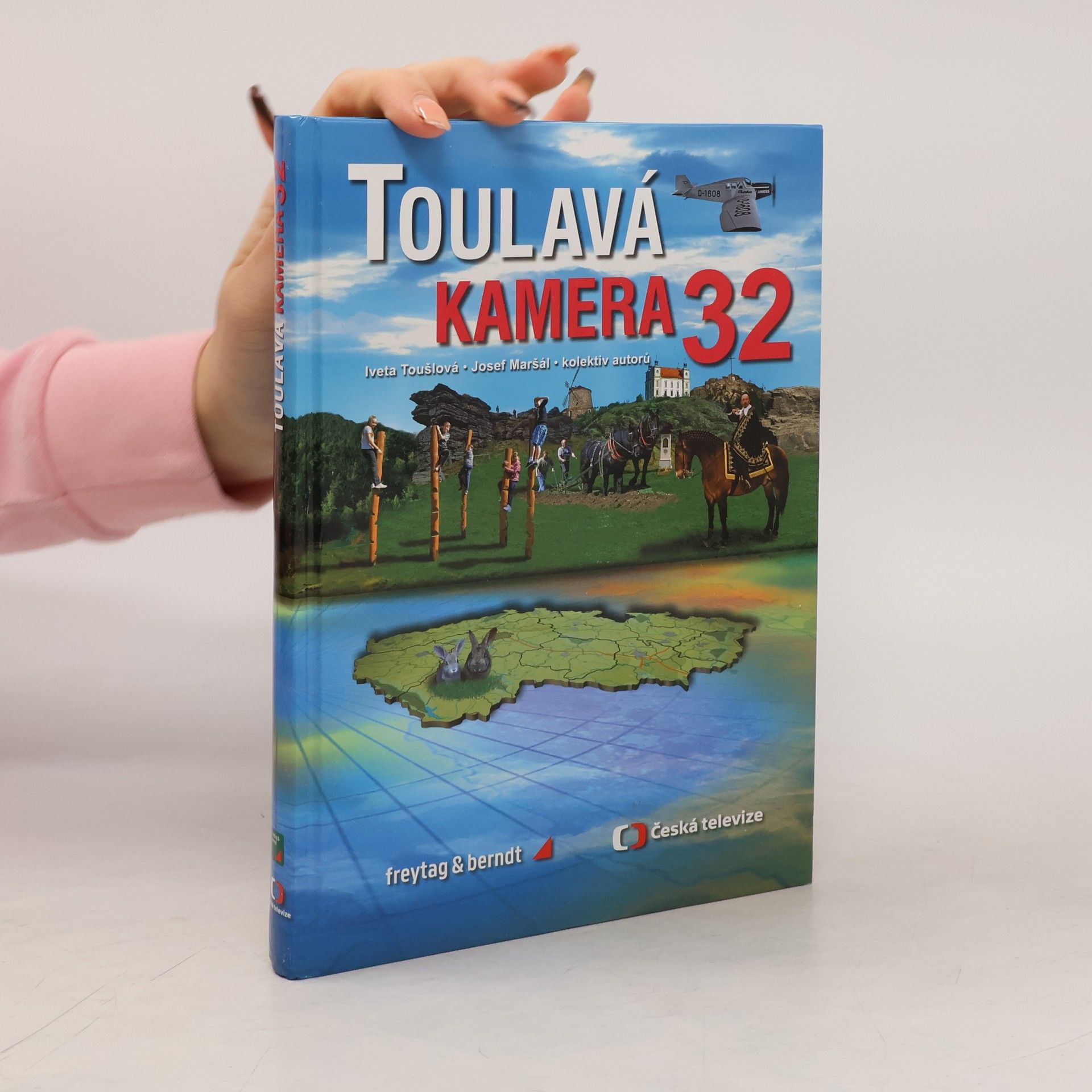Toulavá kamera 32
