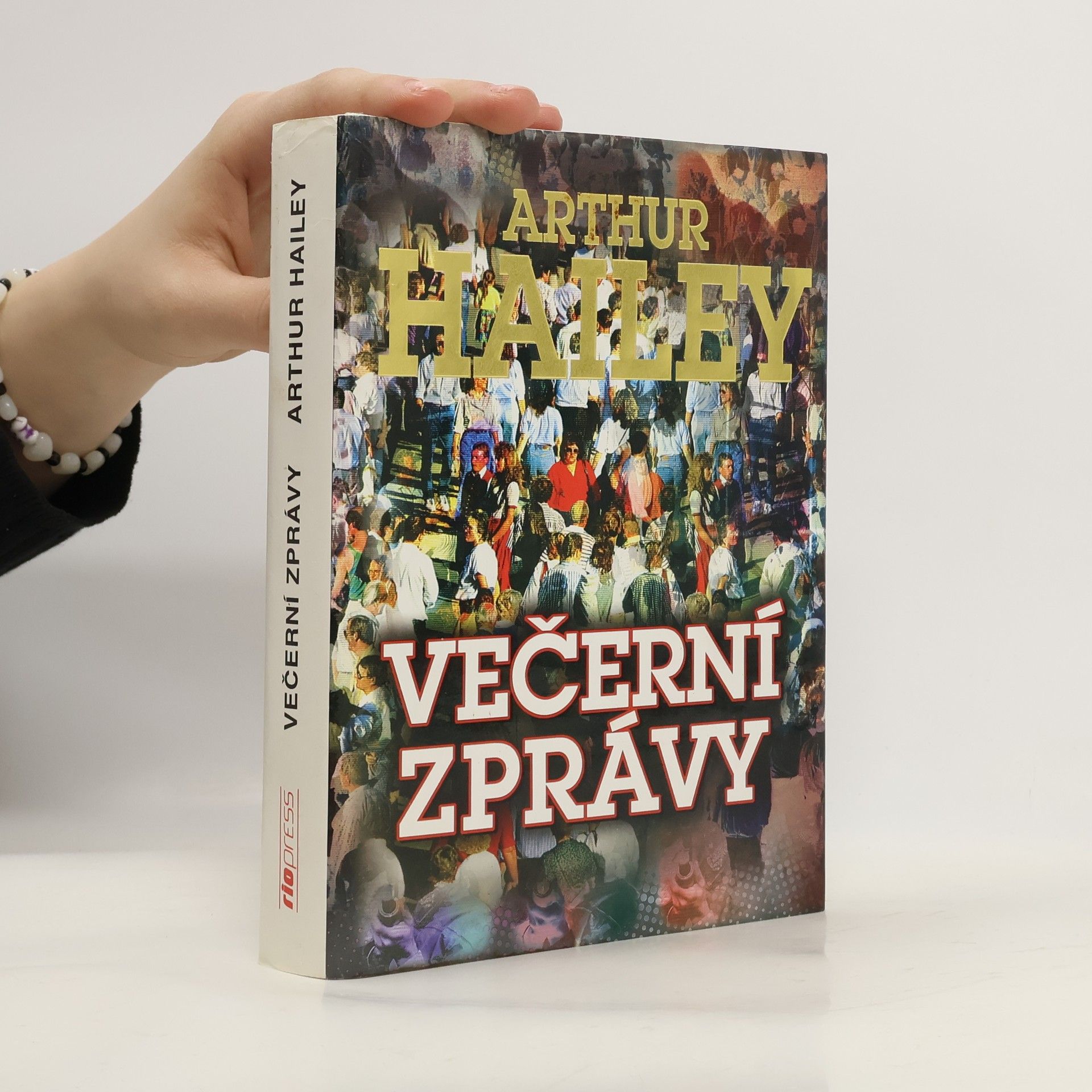 Arthur Hailey Večerní zprávy