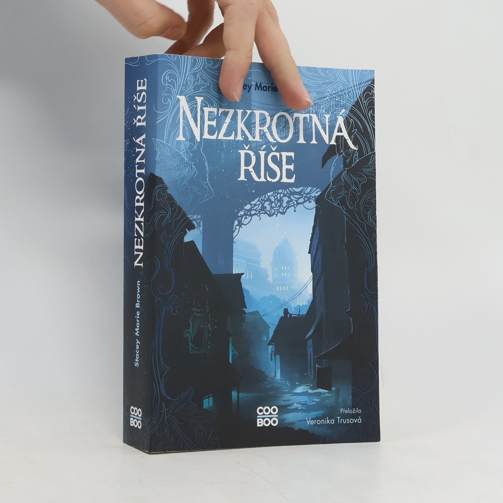 Veronika Trusová Nezkrotná říše