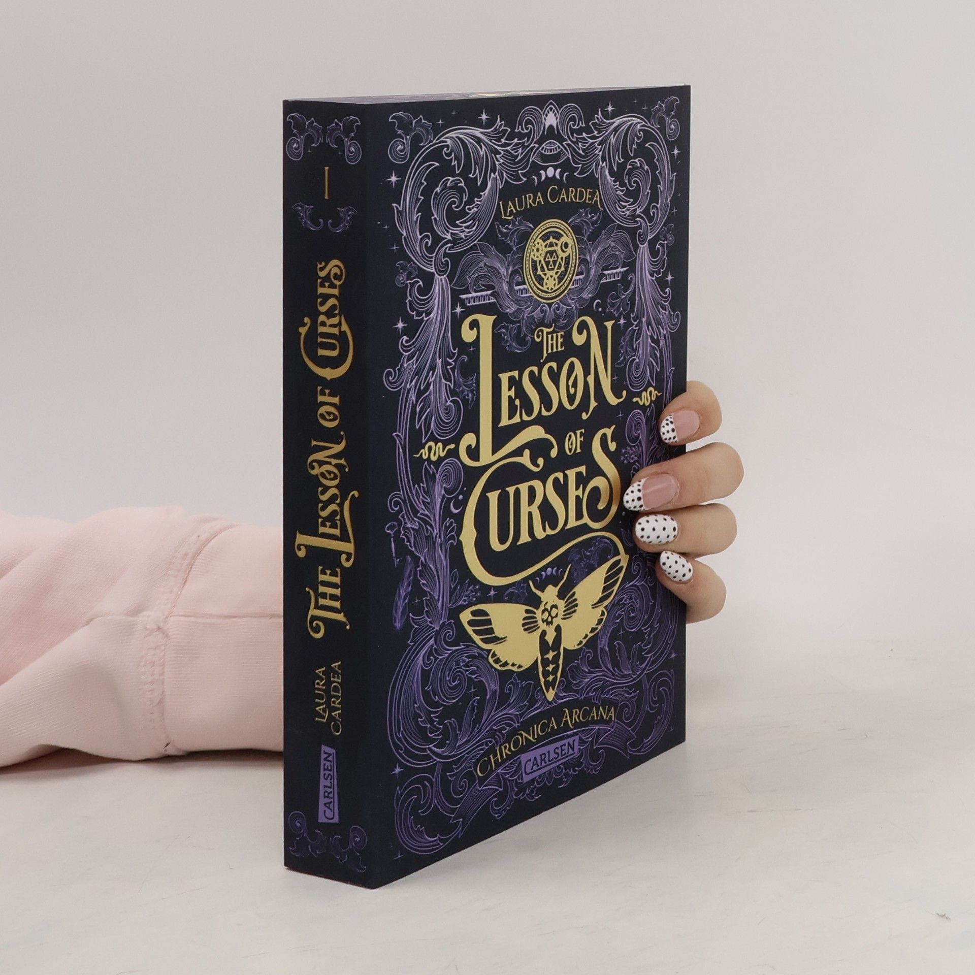 The Lesson of Curses (Chronica Arcana 1)