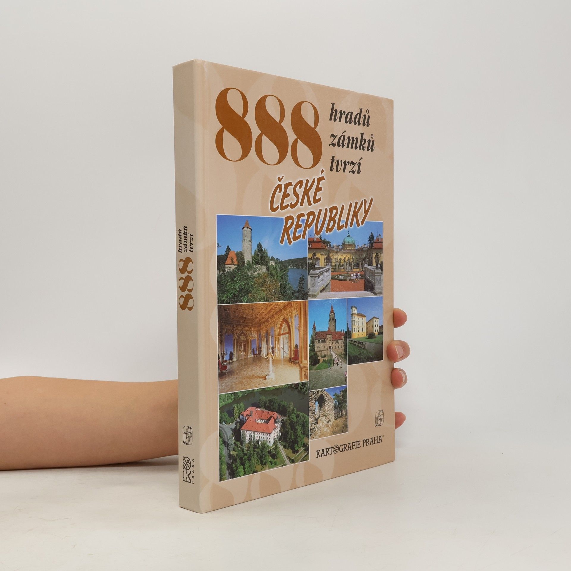 Petr David 888 hradů, zámků, tvrzí České republiky