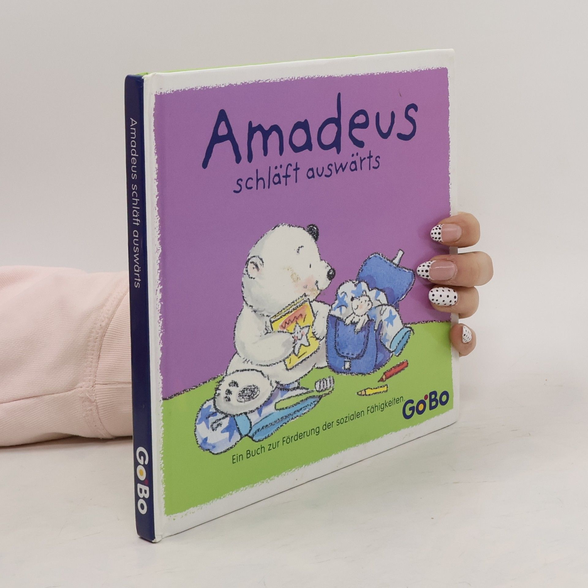 Amadeus schläft auswärts