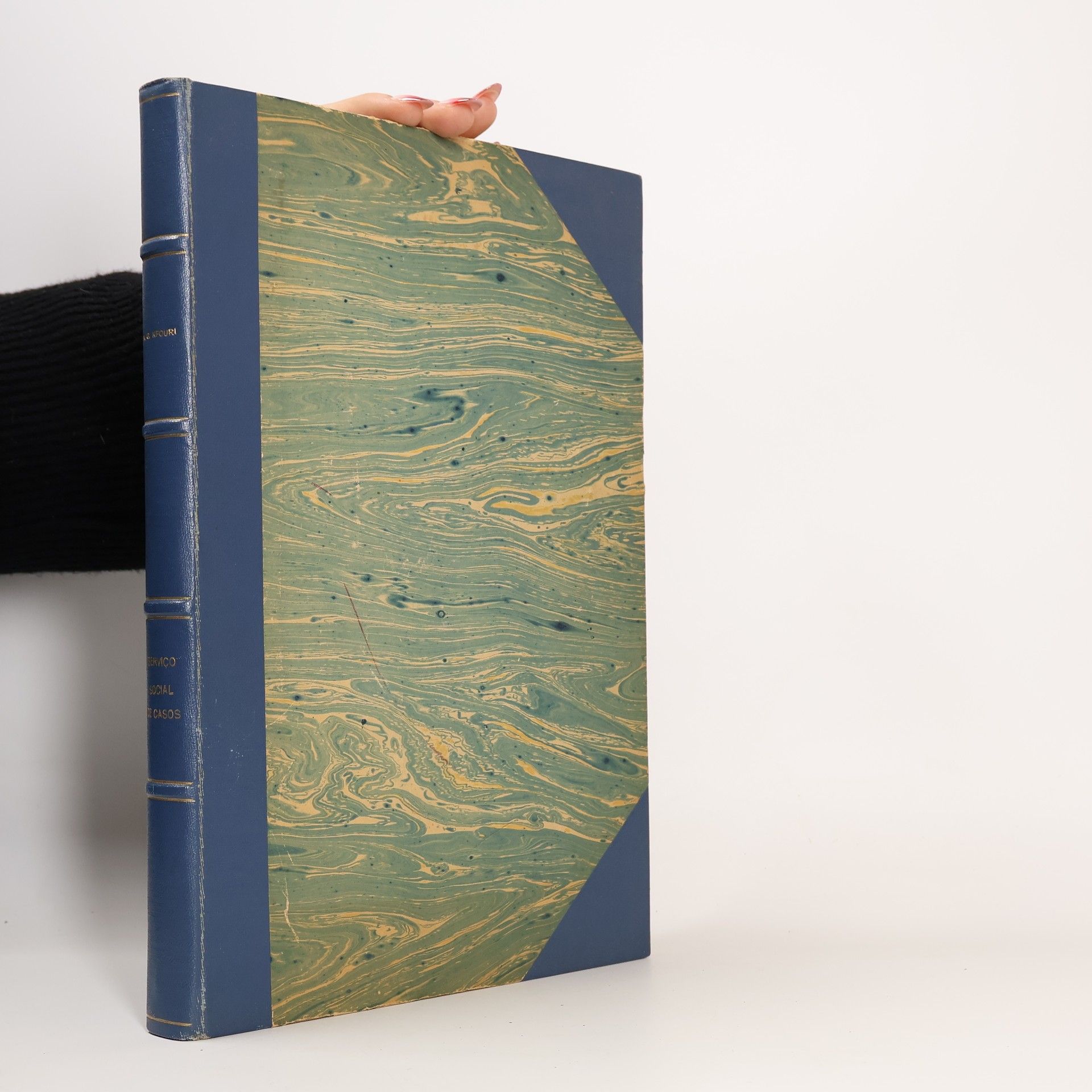 Nadir Gouvêa Kfouri Curso de Serviço social de casos