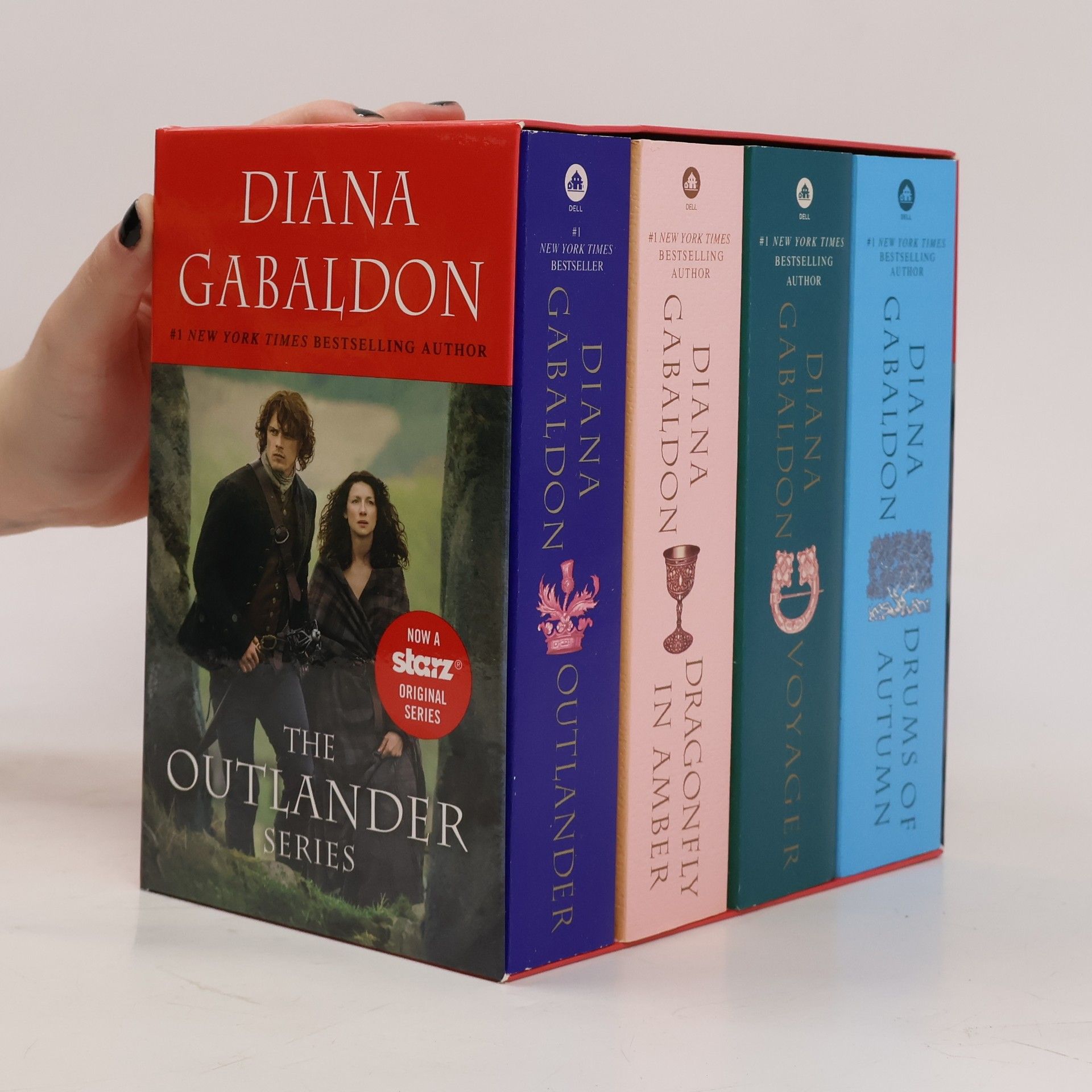 Diana Gabaldon Outlander 1-4 (4 svazky v boxu)
