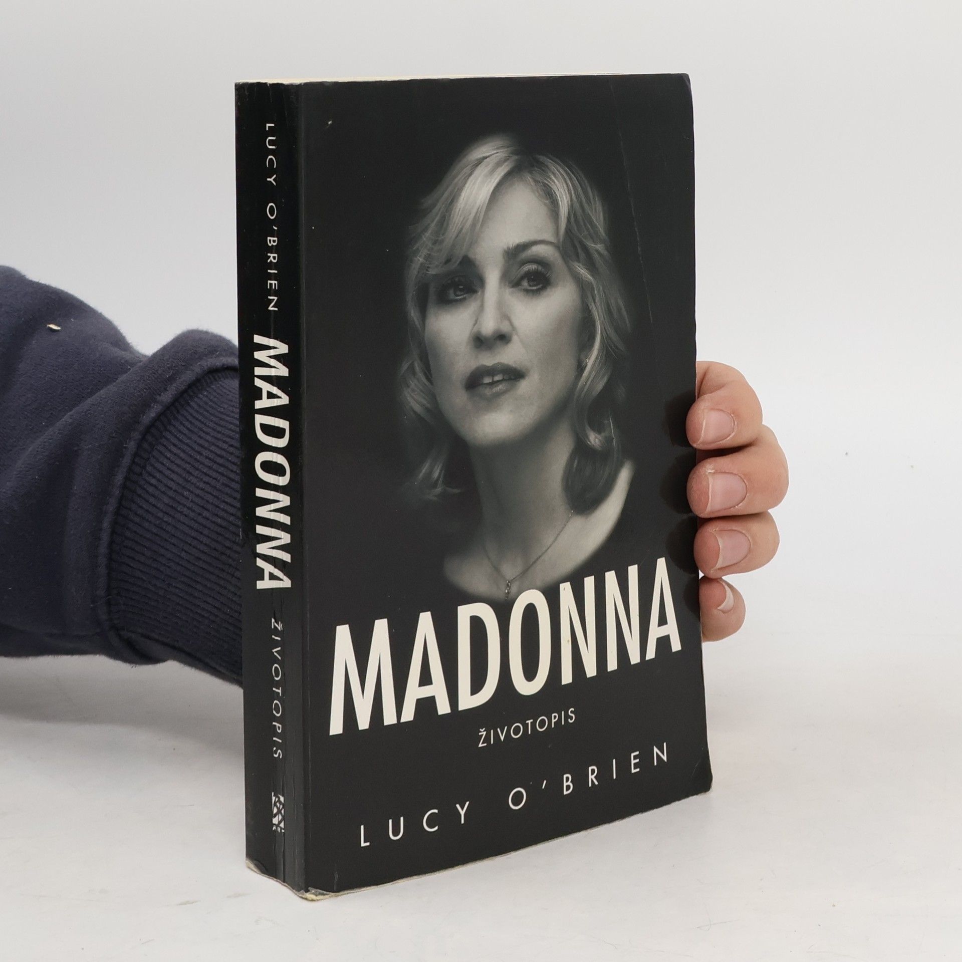 Lucy O'Brien Madonna : životopis