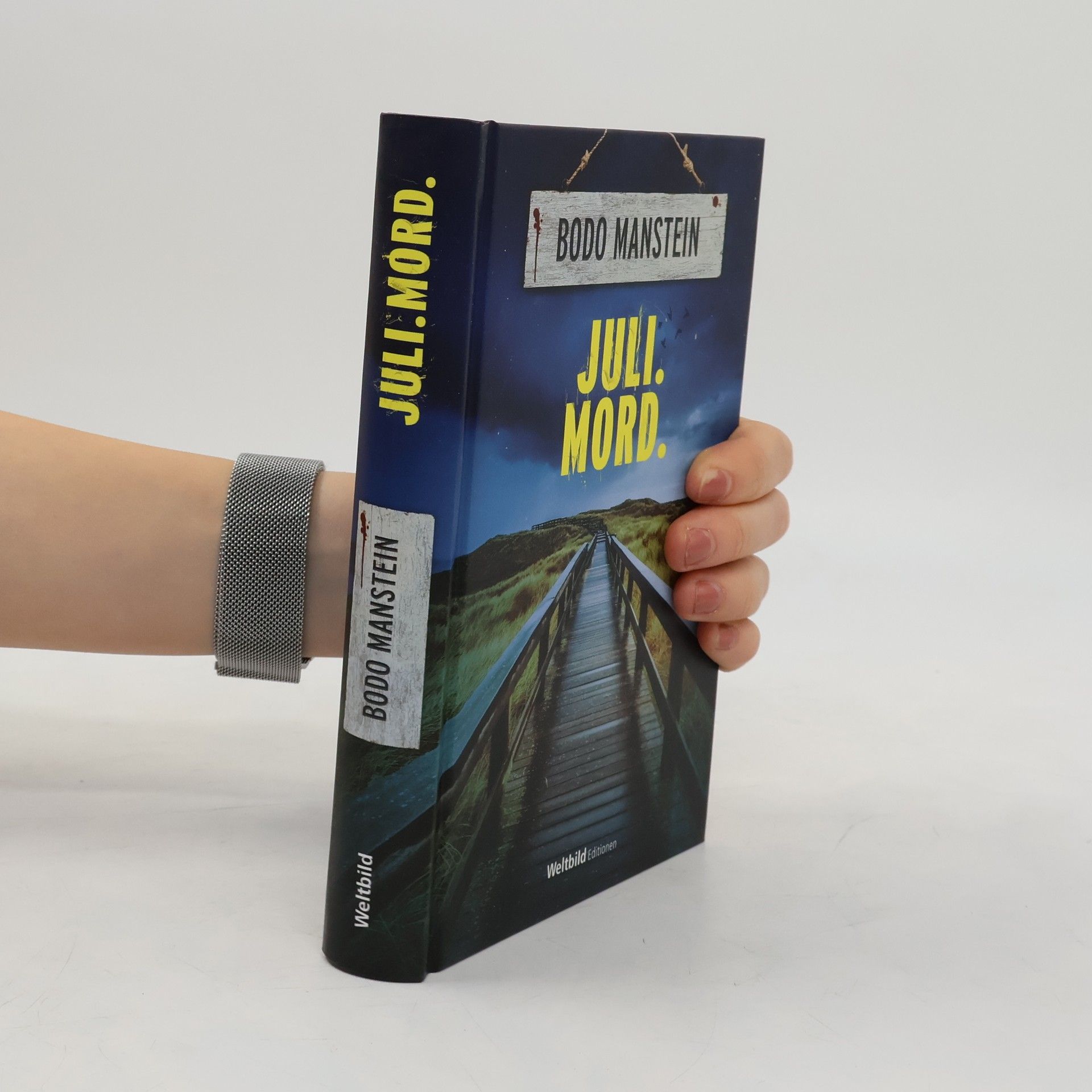 Bood Manstein Juli. Mord.