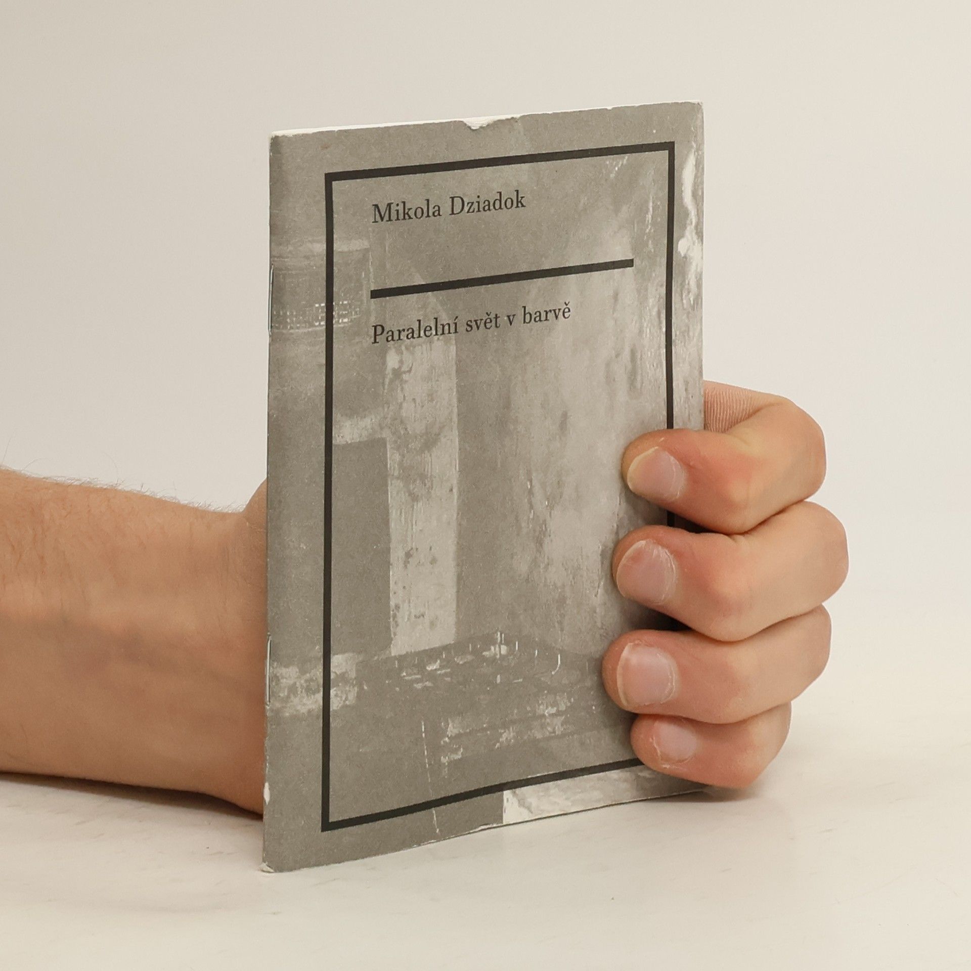 Paralelní svět v barvě