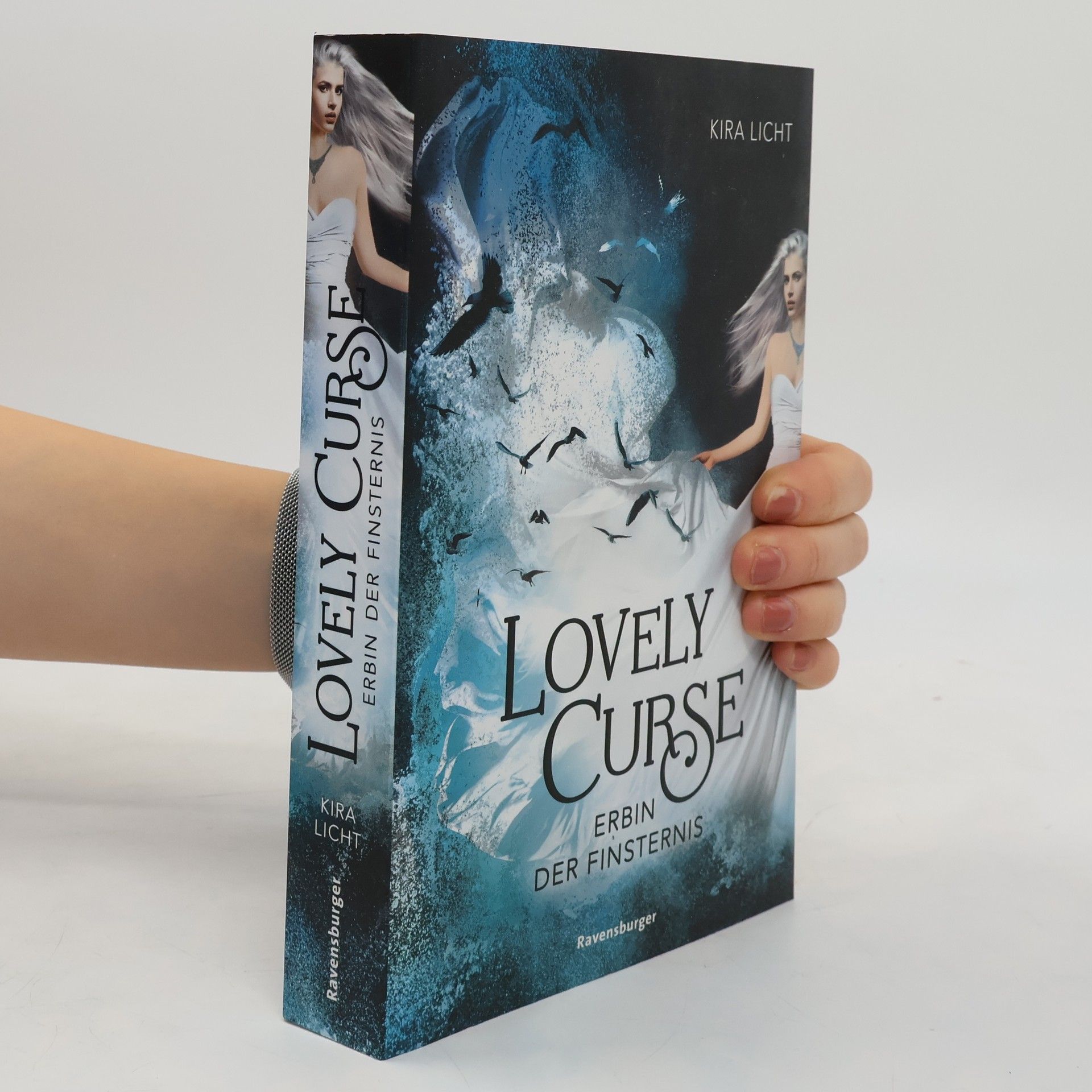 Kira Licht Lovely Curse. Erbin der Finsternis