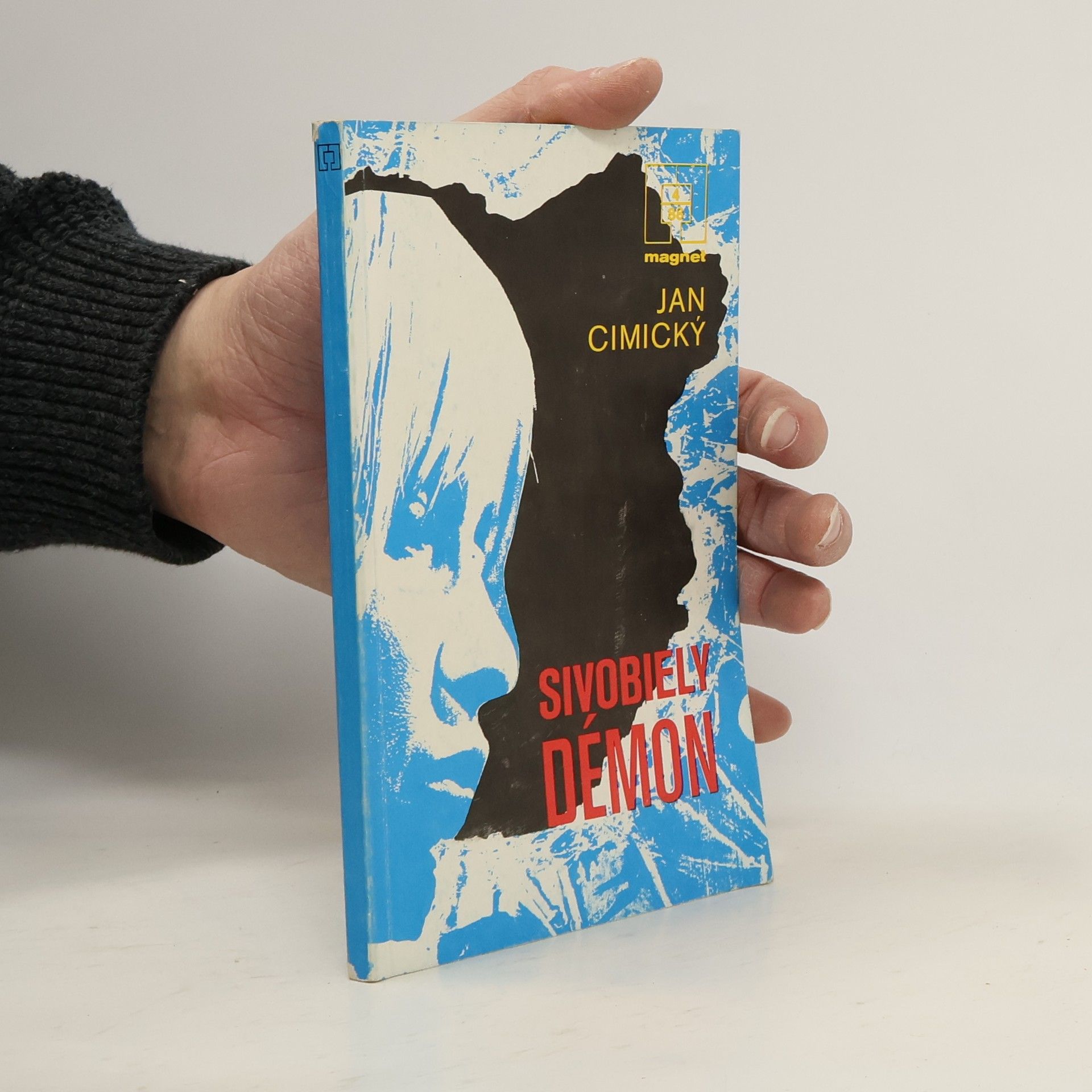 Jan Cimický Sivobiely démon
