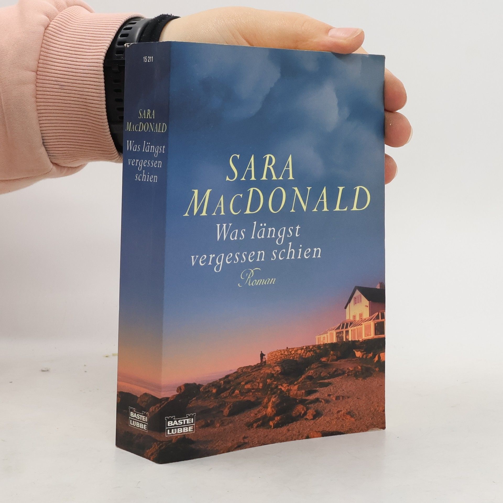 Sara MacDonald Was längst vergessen schien