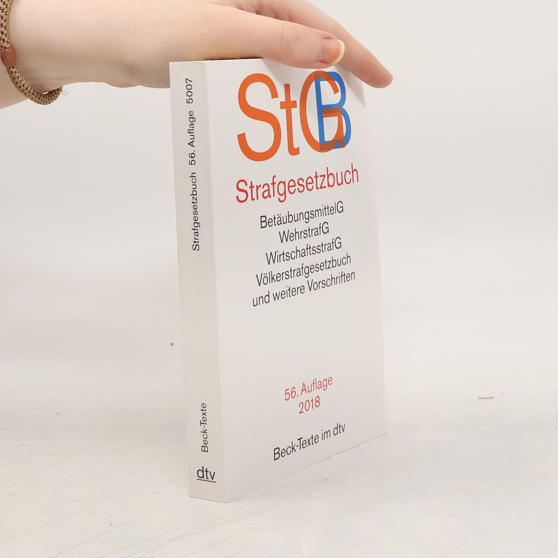 Collectif d'auteurs Strafgesetznuch