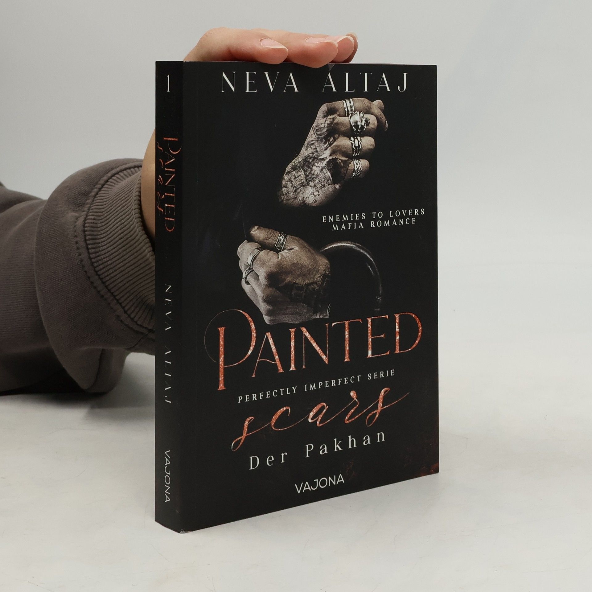 Neva Altaj Painted Scars - Der Pakhan / Perfectly Imperfect Bd.1