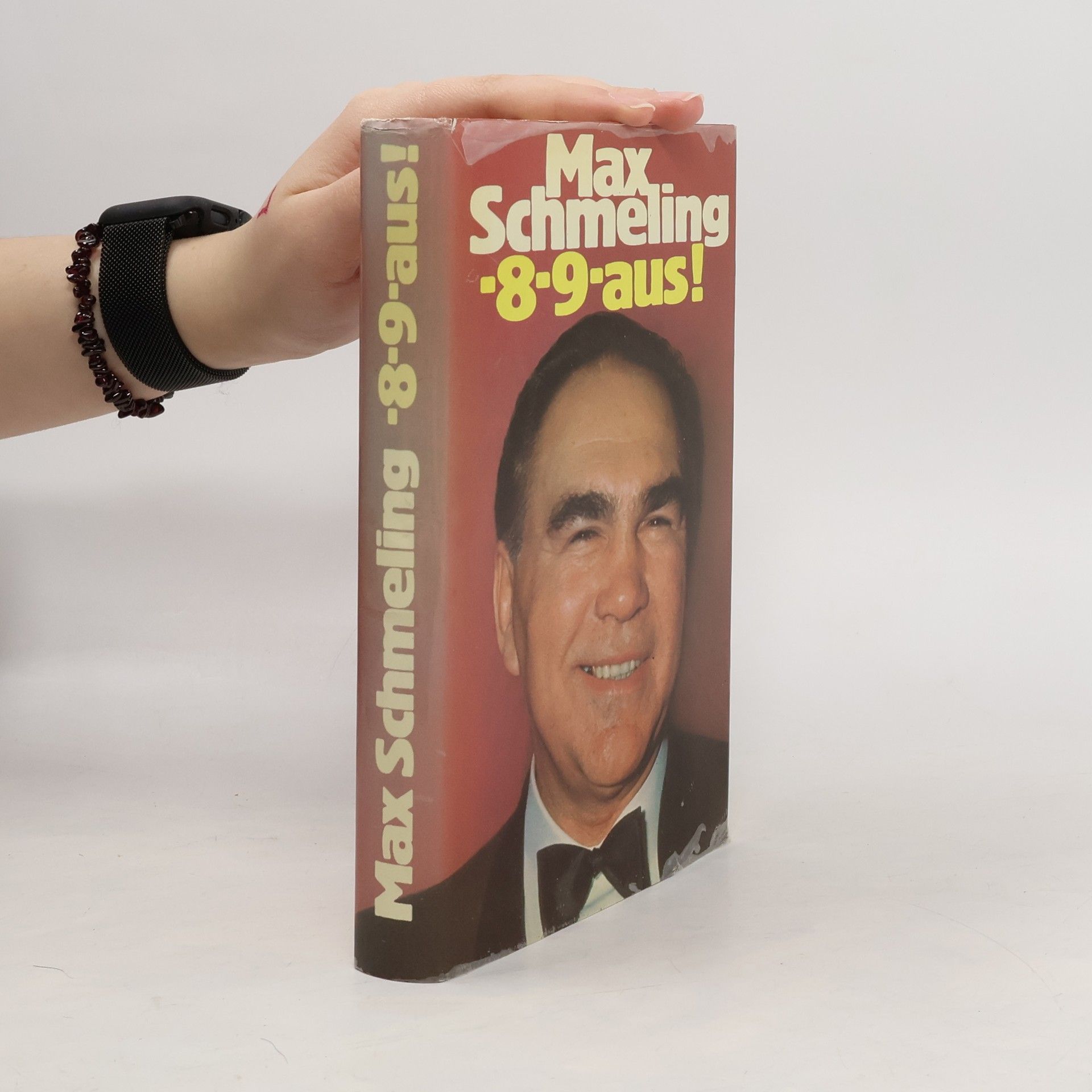 Max Schmeling ... 8, 9, aus!