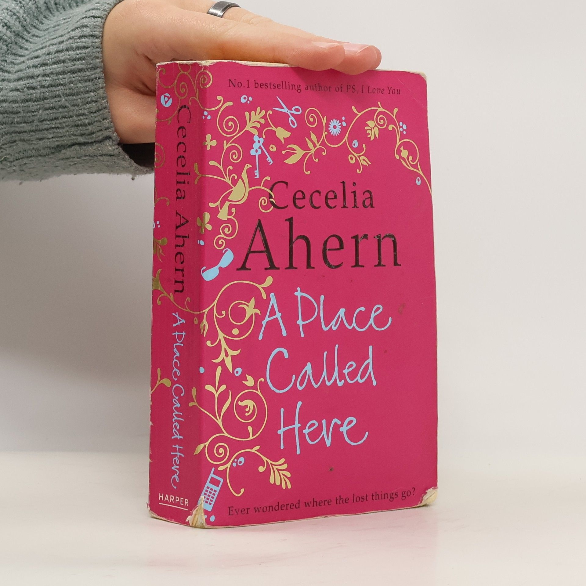 Cecelia Ahern A Place Called Here