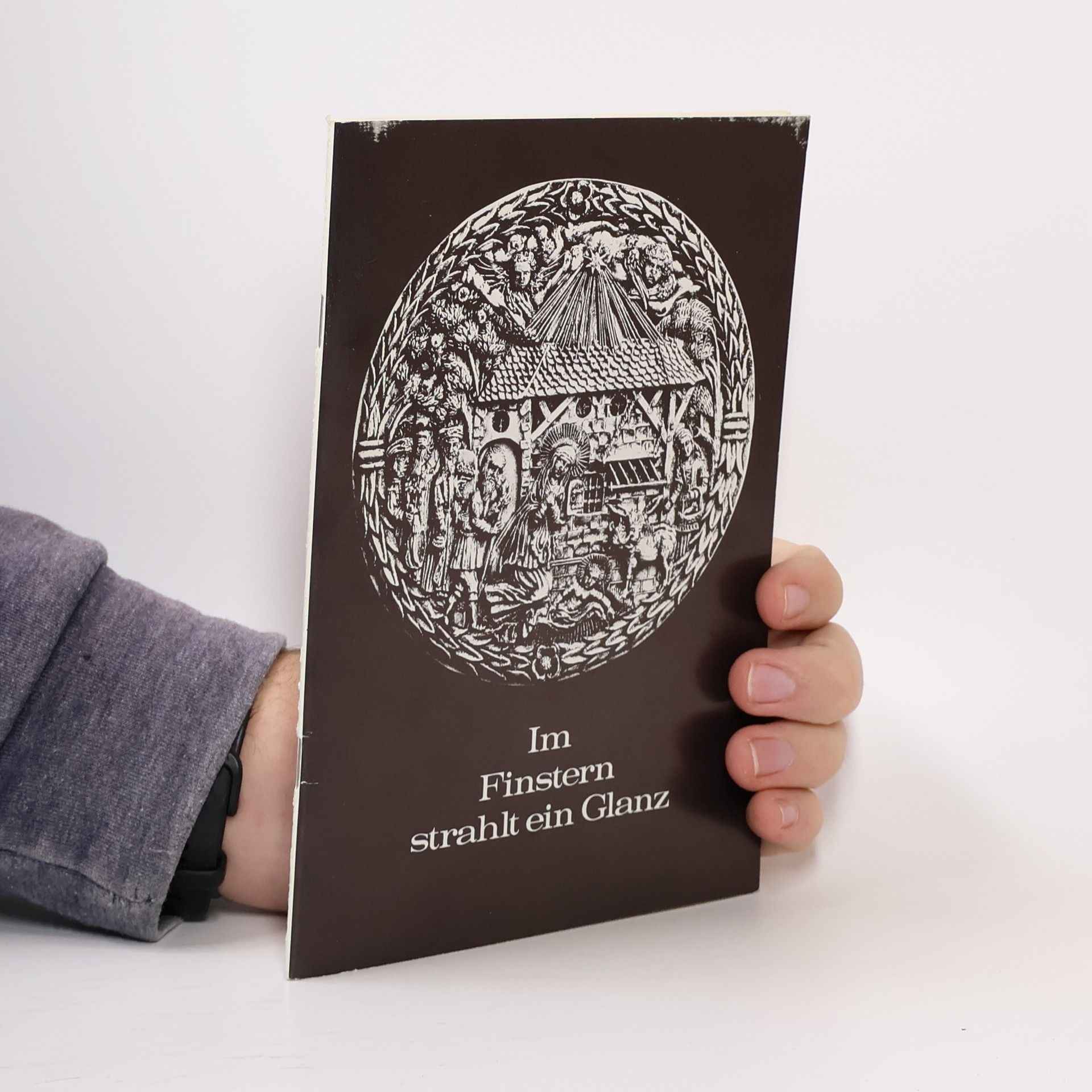 Im Finstern strahlt ein Glanz