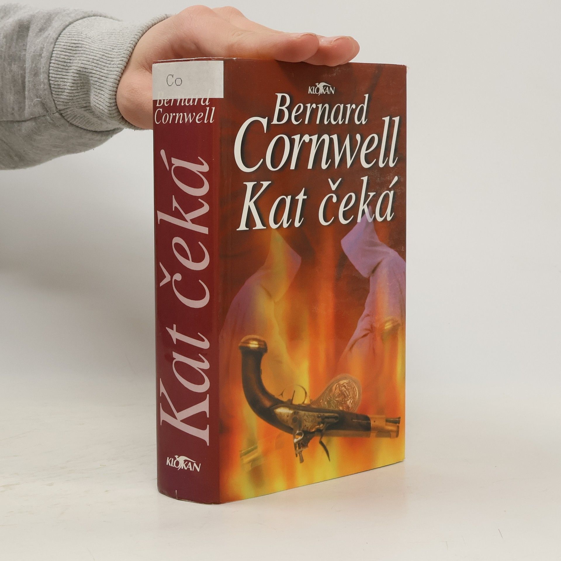 Bernard Cornwell Kat čeká