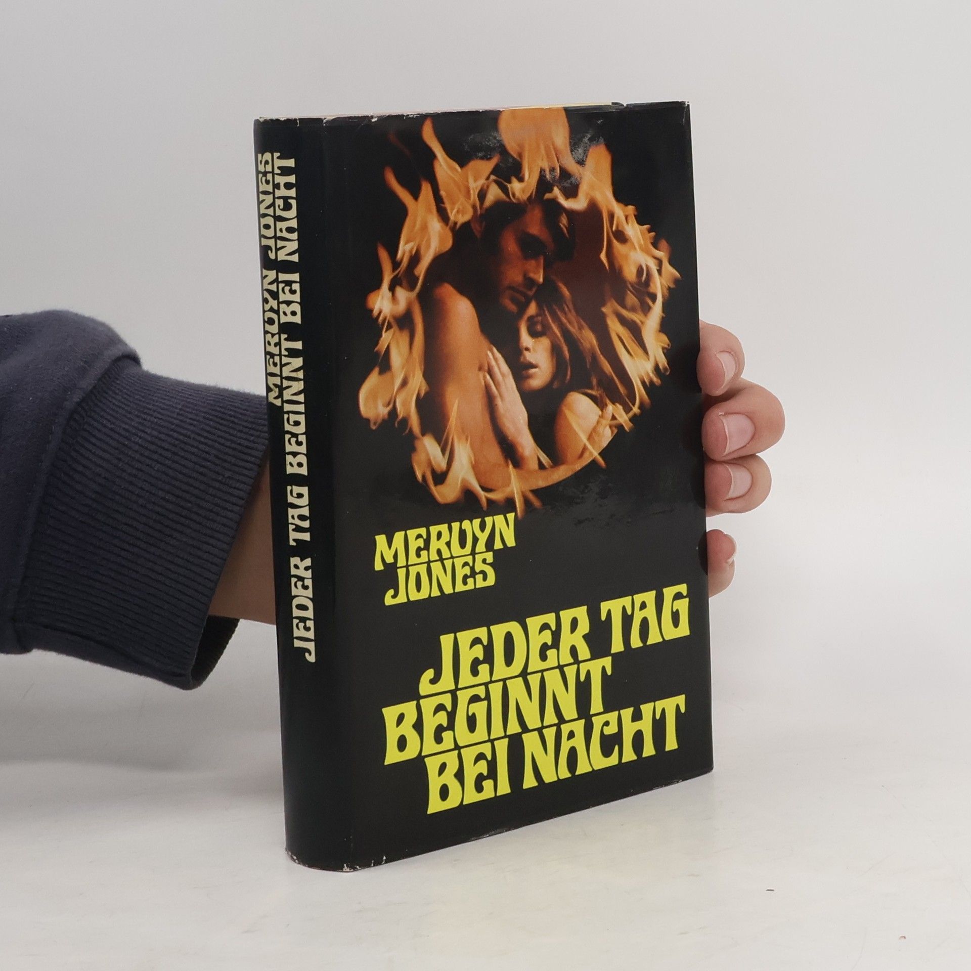 Jeder Tag beginnt bei Nacht