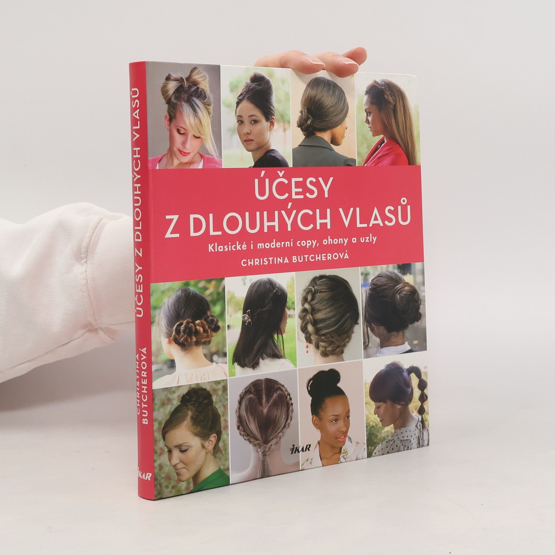 Christina Butcher Účesy z dlouhých vlasů : klasické i moderní copy, ohony a uzly