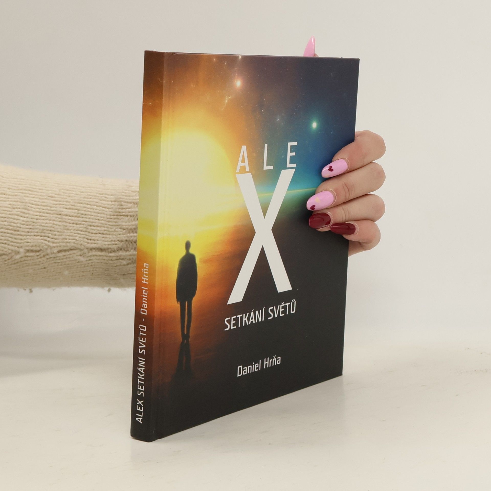 Daniel Hrňa ALEX. Setkání světů