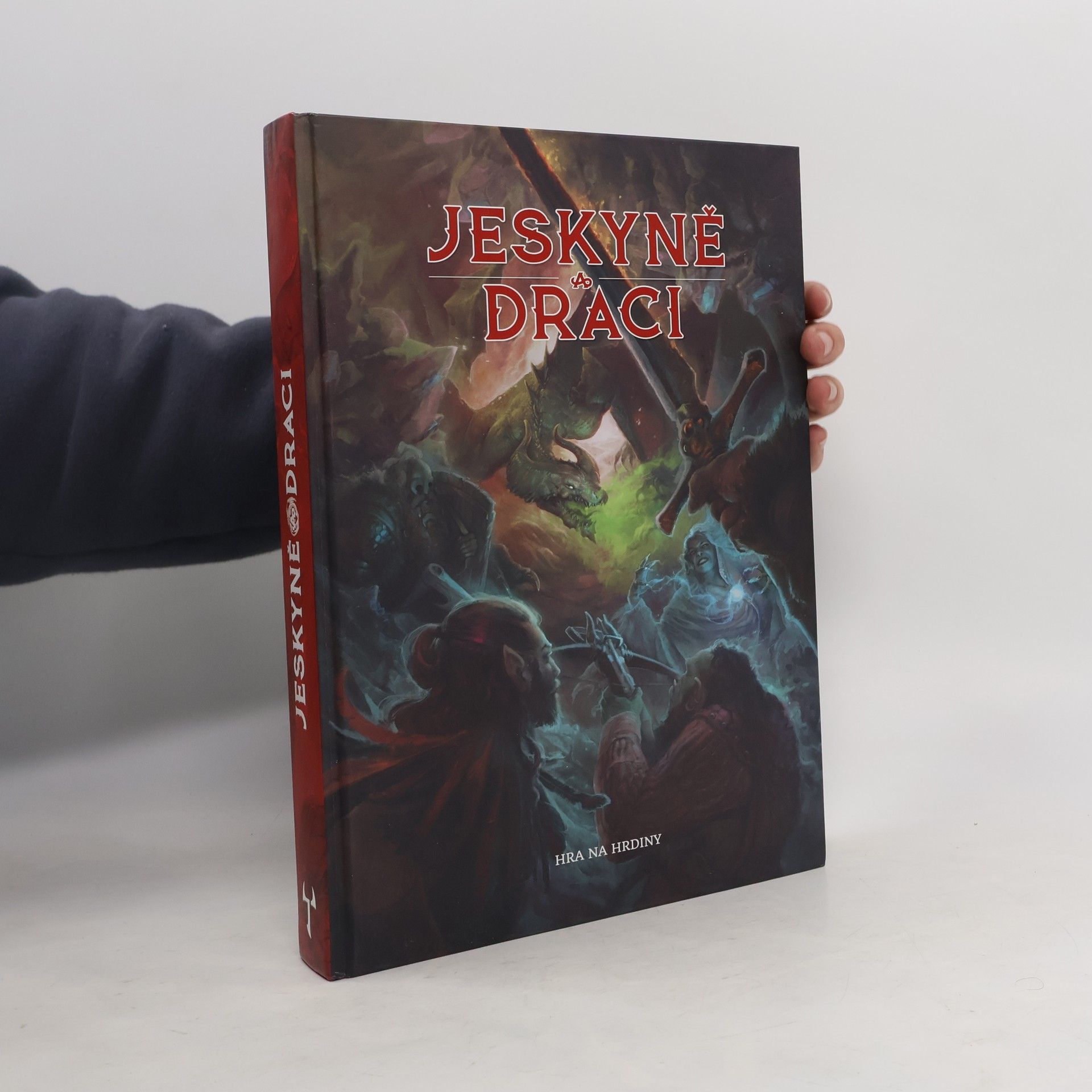 Petr Mazák Jeskyně a draci