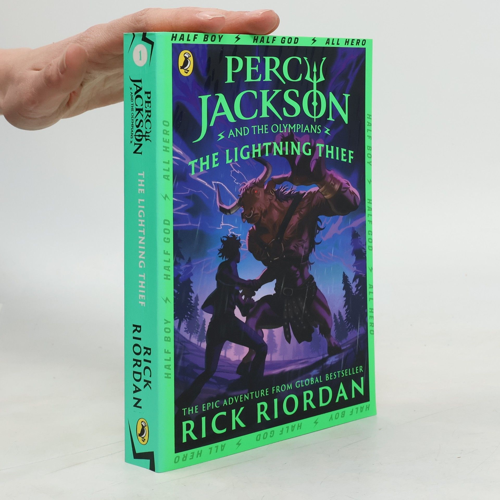 Rick Riordan Percy Jackson and the lightning thief