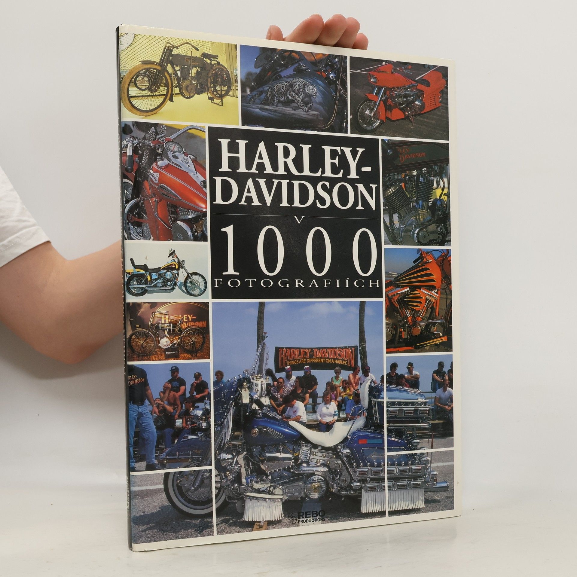 Harley-Davidson v 1000 fotografiích