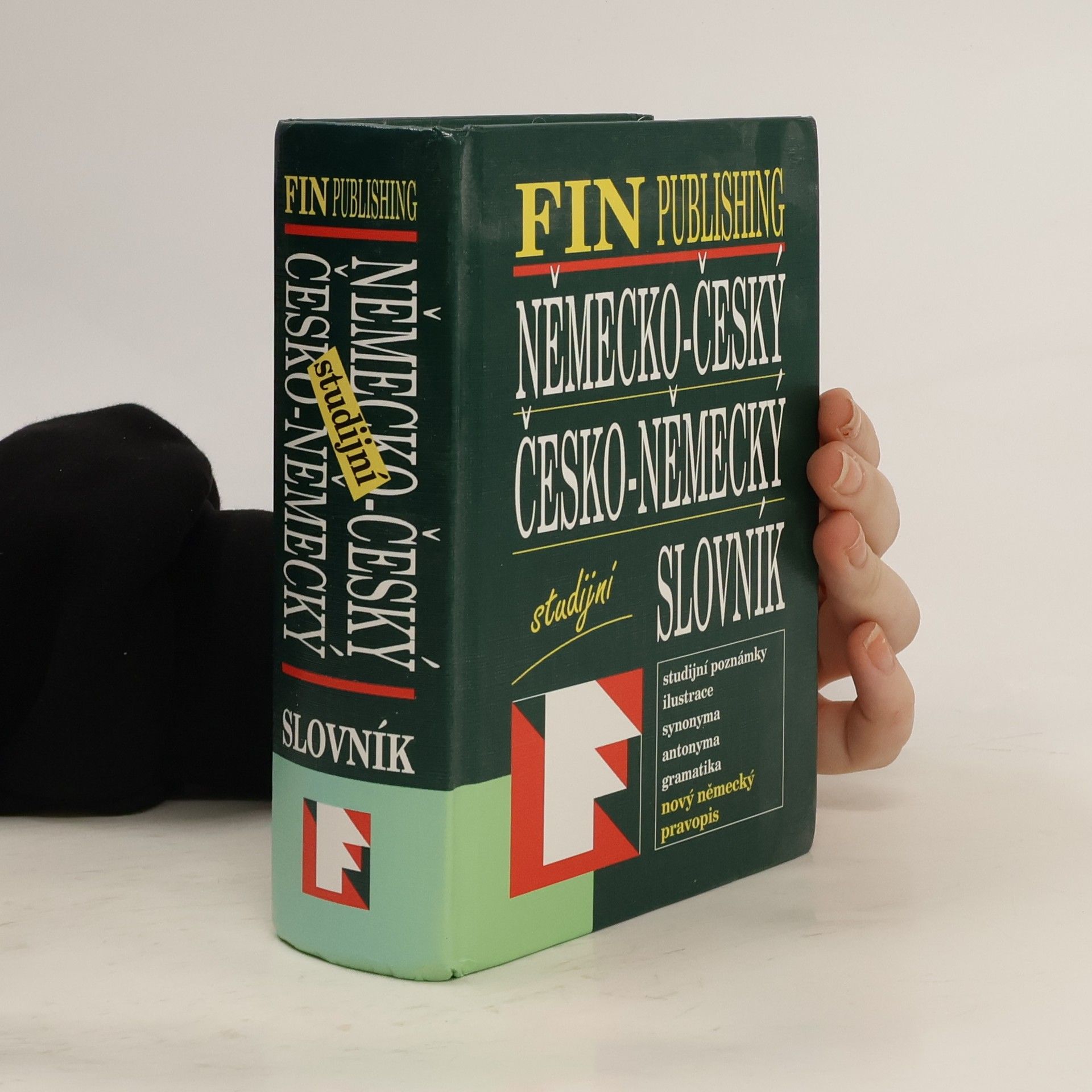 Various authors Německo-český, česko-německý studijní slovník