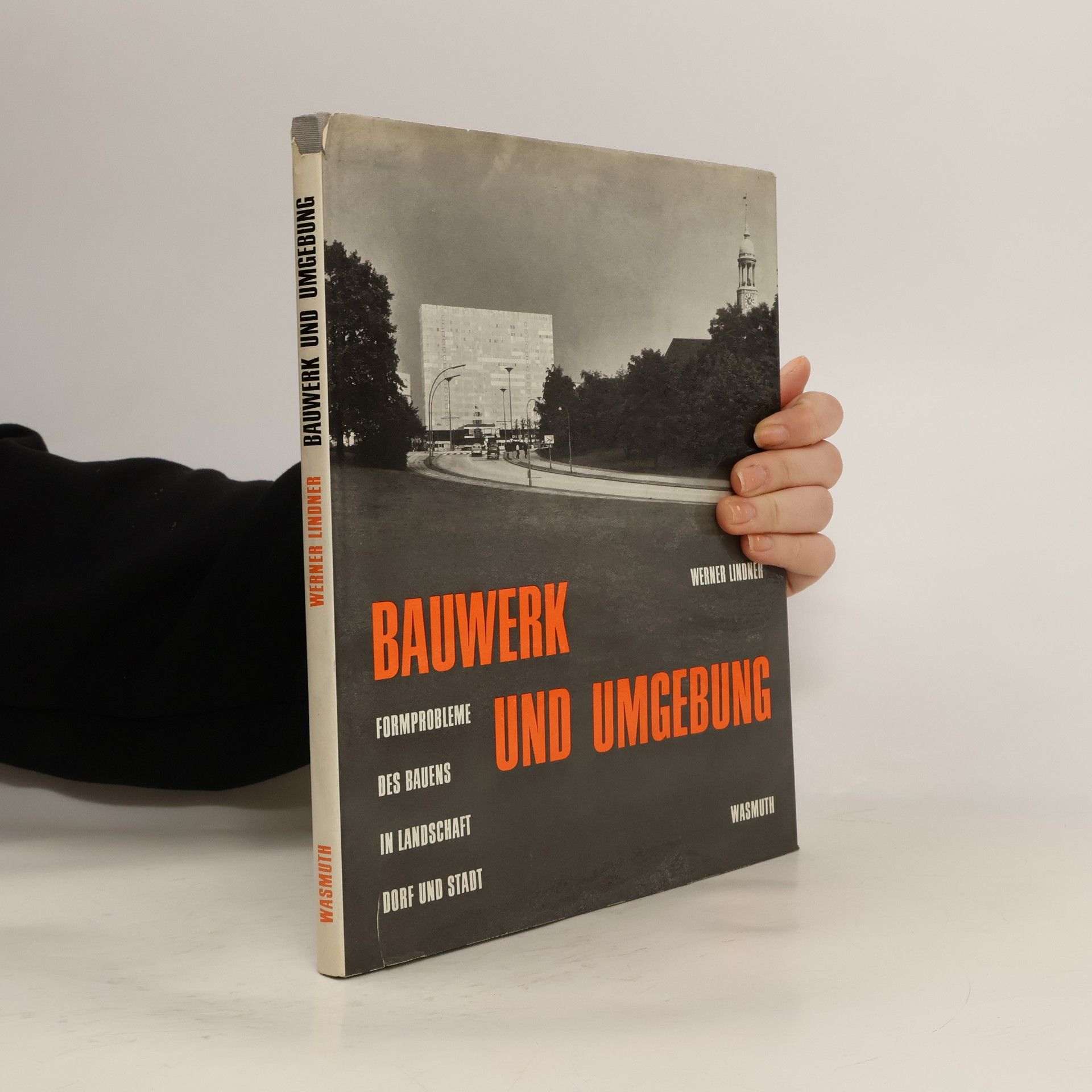 Bauwerk und Umgebung