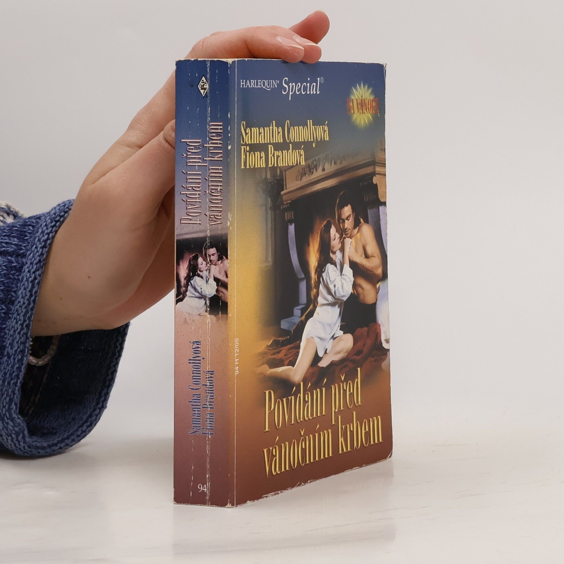 Samantha Connolly Povídání před vánočním krbem: Dvě boty do páru / Vražedné dědictví