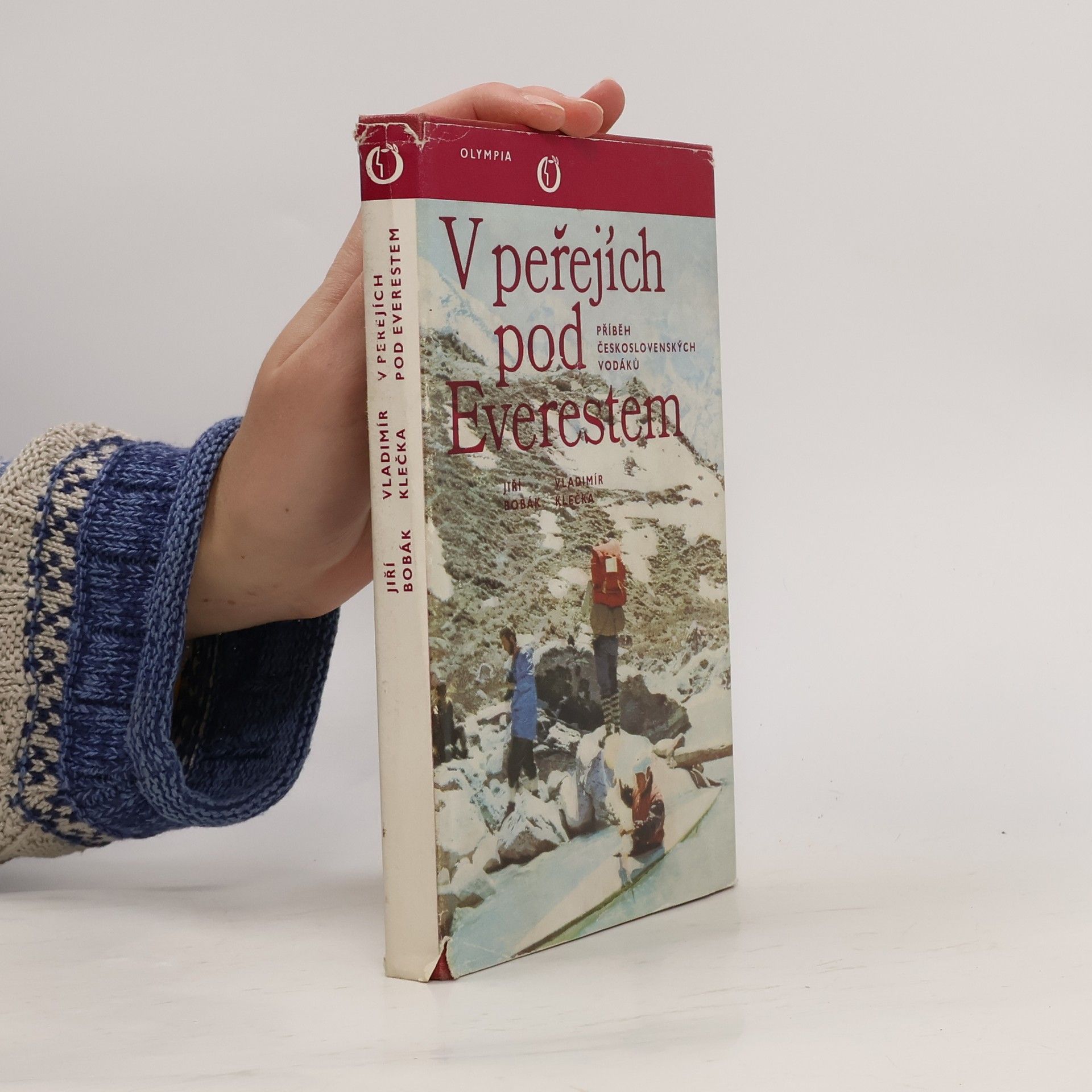 V peřejích pod Everestem