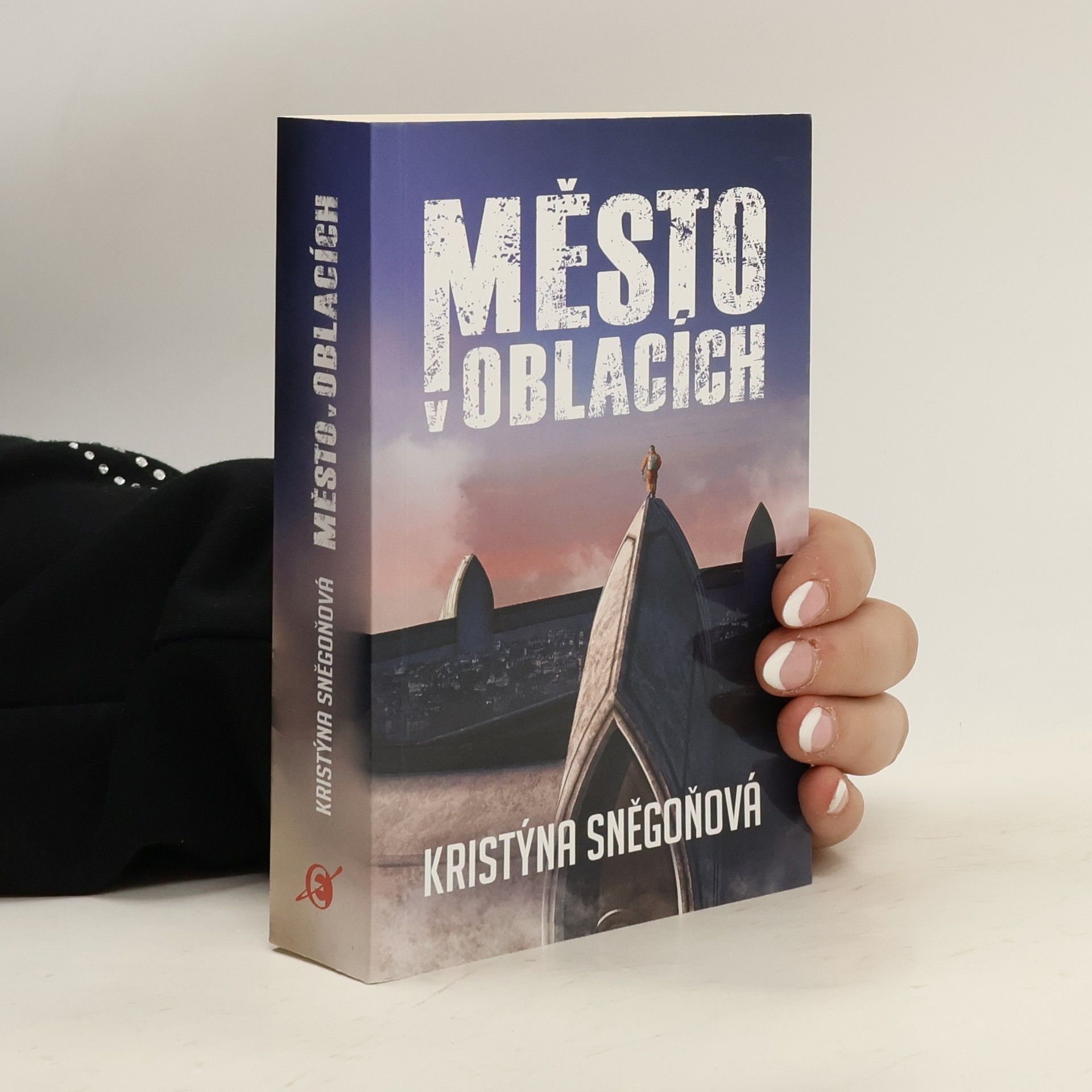 Kristýna Sněgoňová Město v oblacích