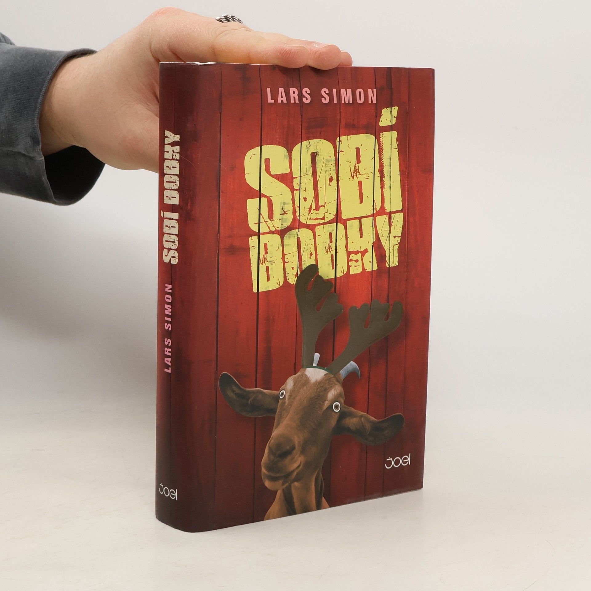 Lars Simon Sobí bobky