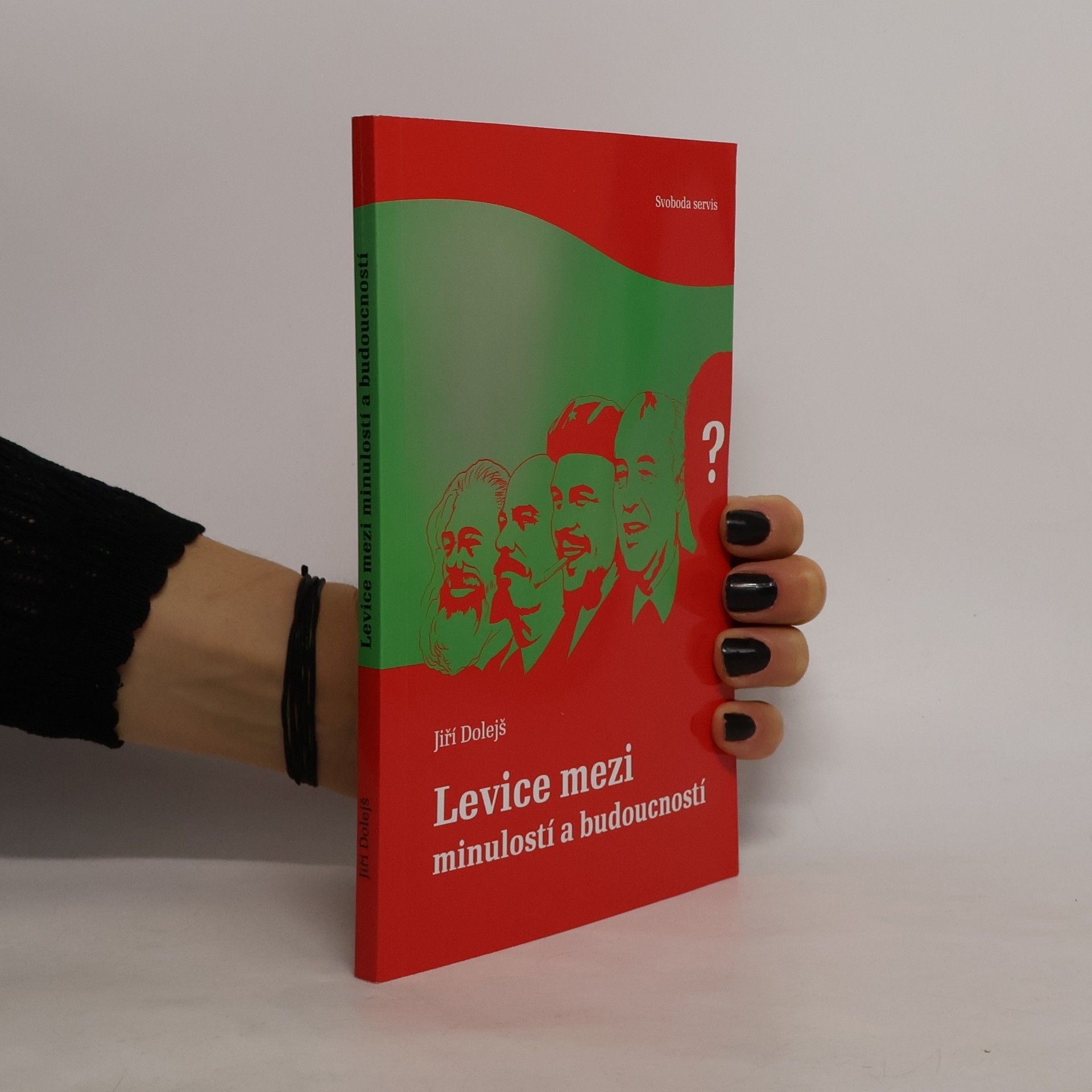 Levice mezi minulostí a budoucností