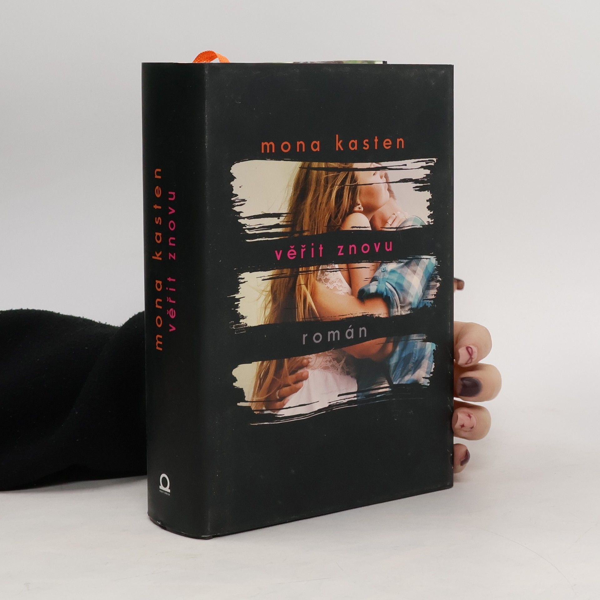 Mona Kasten Věřit znovu