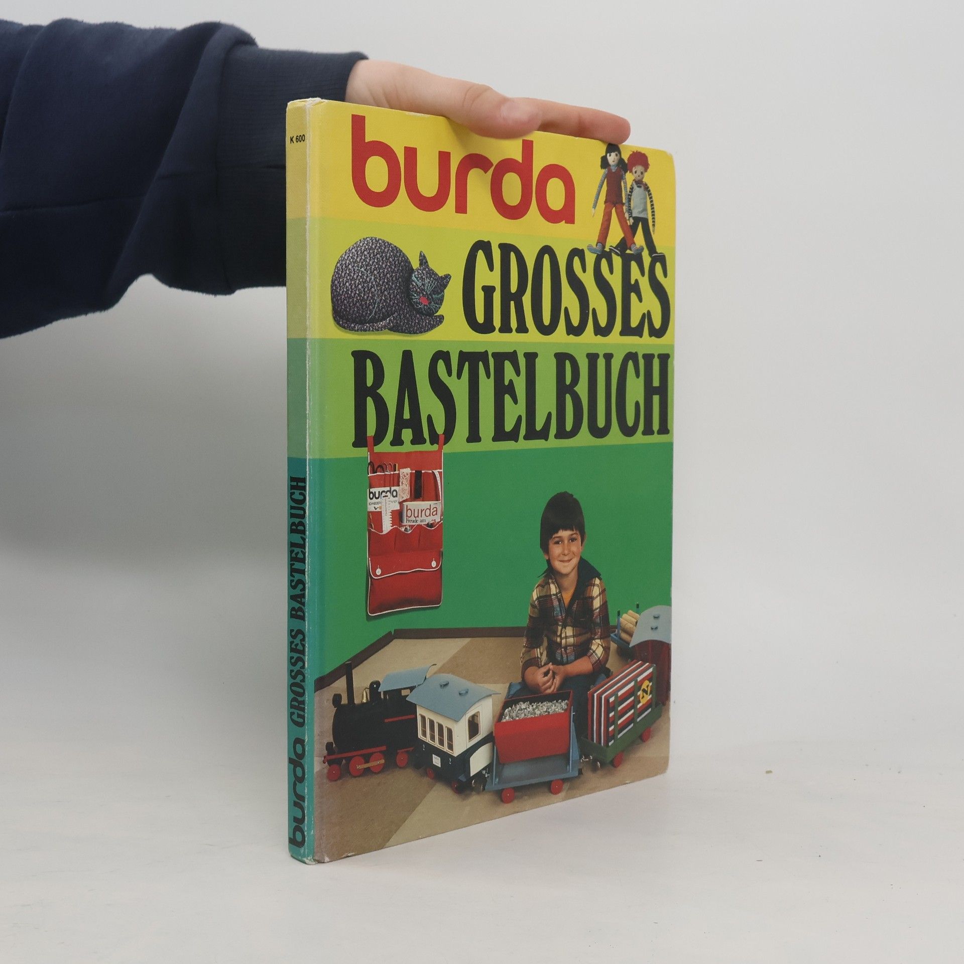 Collectif d'auteurs Grosses Bastelbuch