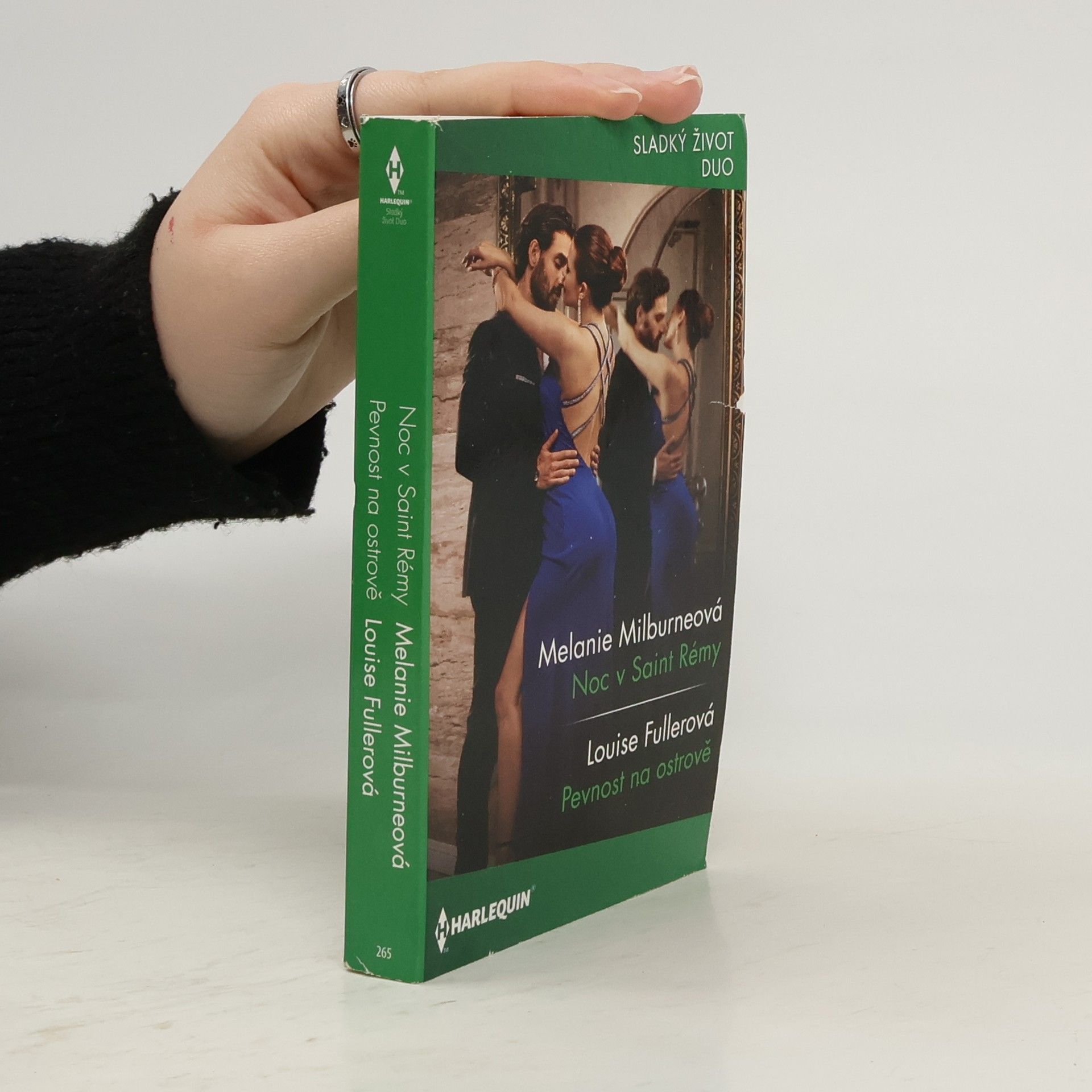 Melanie Milbournová Noc v Saint Rémy / Pevnost na ostrově