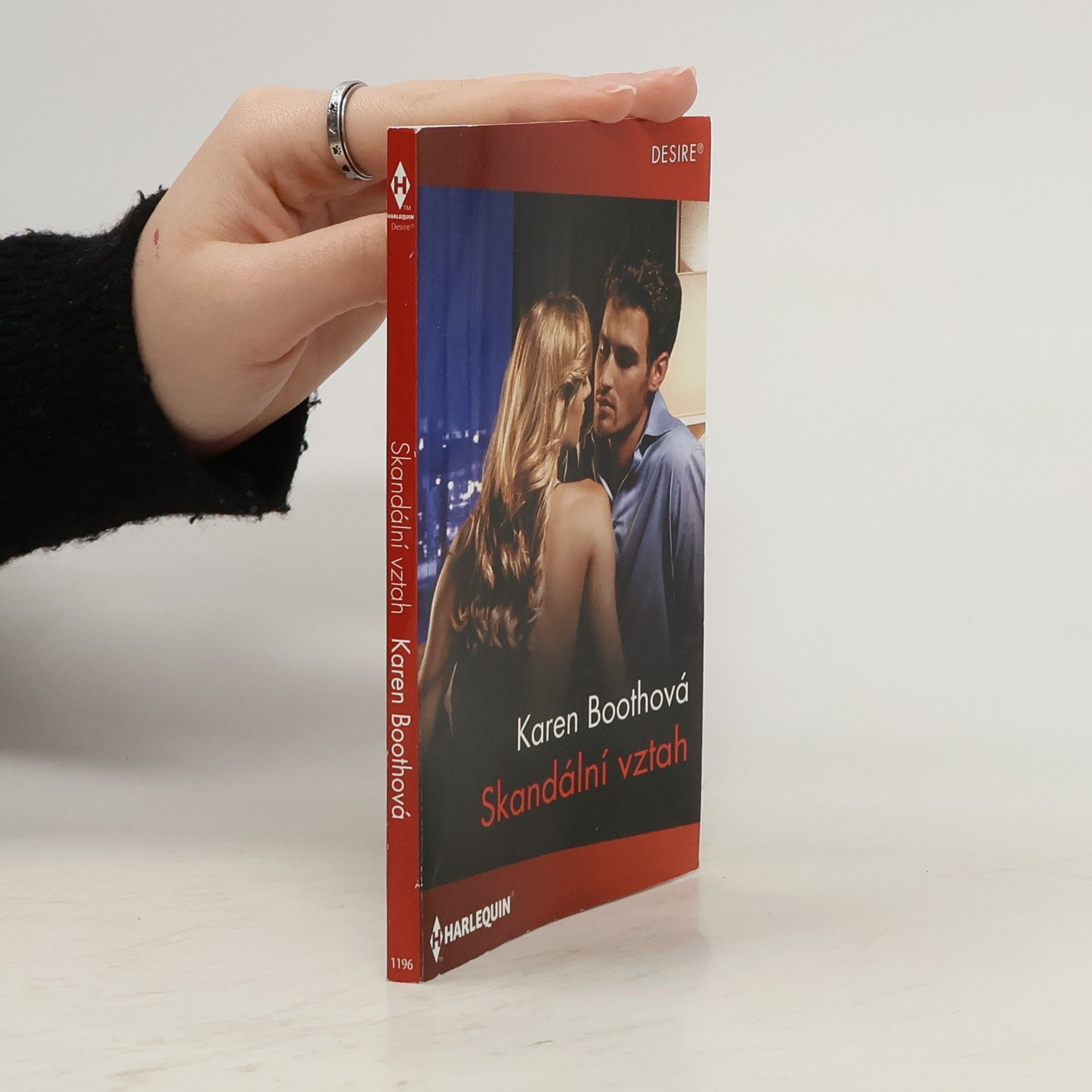 Karen Booth Skandální vztah