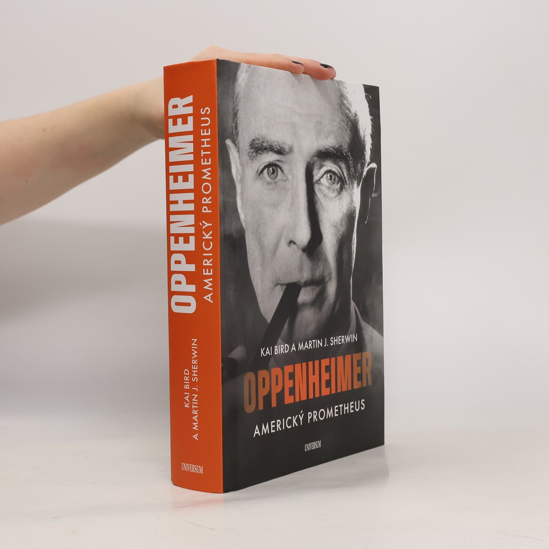 Kai Bird Oppenheimer. Americký Prométheus