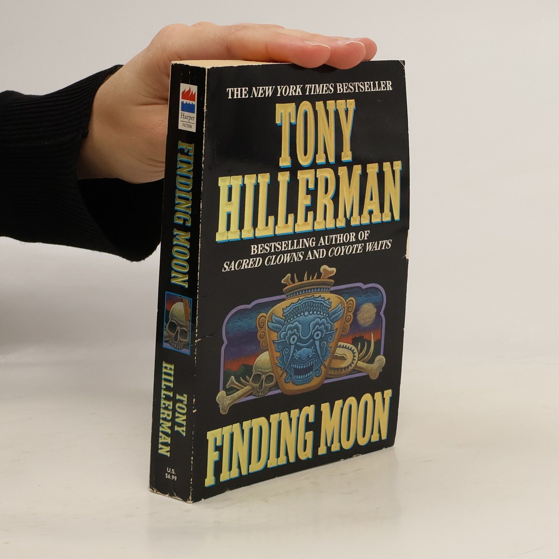 Tony Hillerman Finding Moon